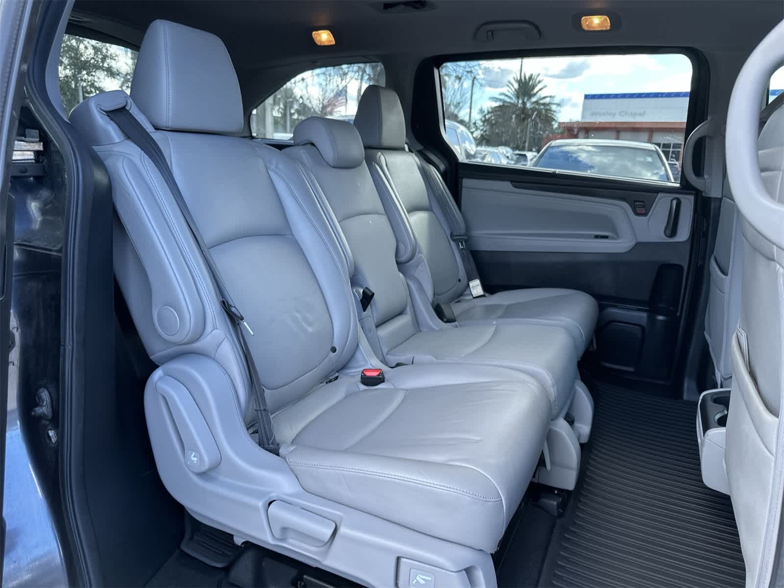 Thumbnail: 2018 Honda Odyssey - 16