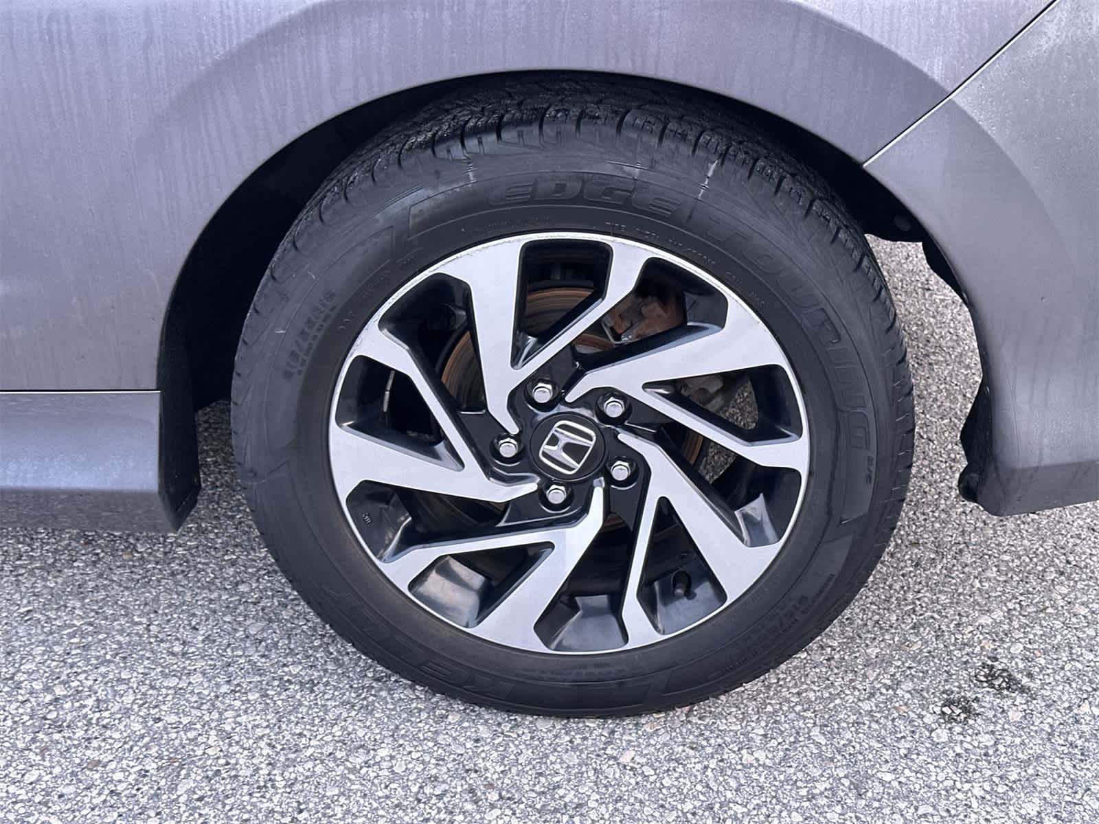 Thumbnail: 2016 Honda Civic - 12