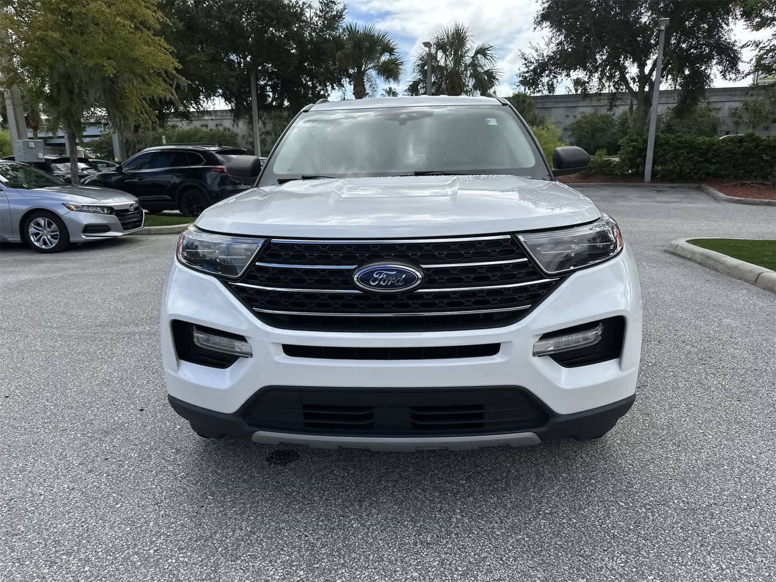 Thumbnail: 2022 Ford Explorer - 9