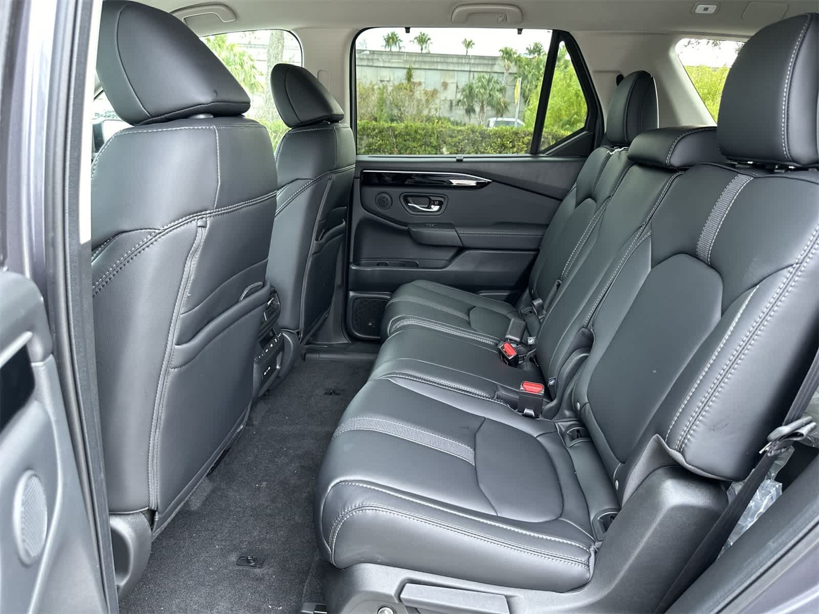 Thumbnail: 2025 Honda Pilot - 15