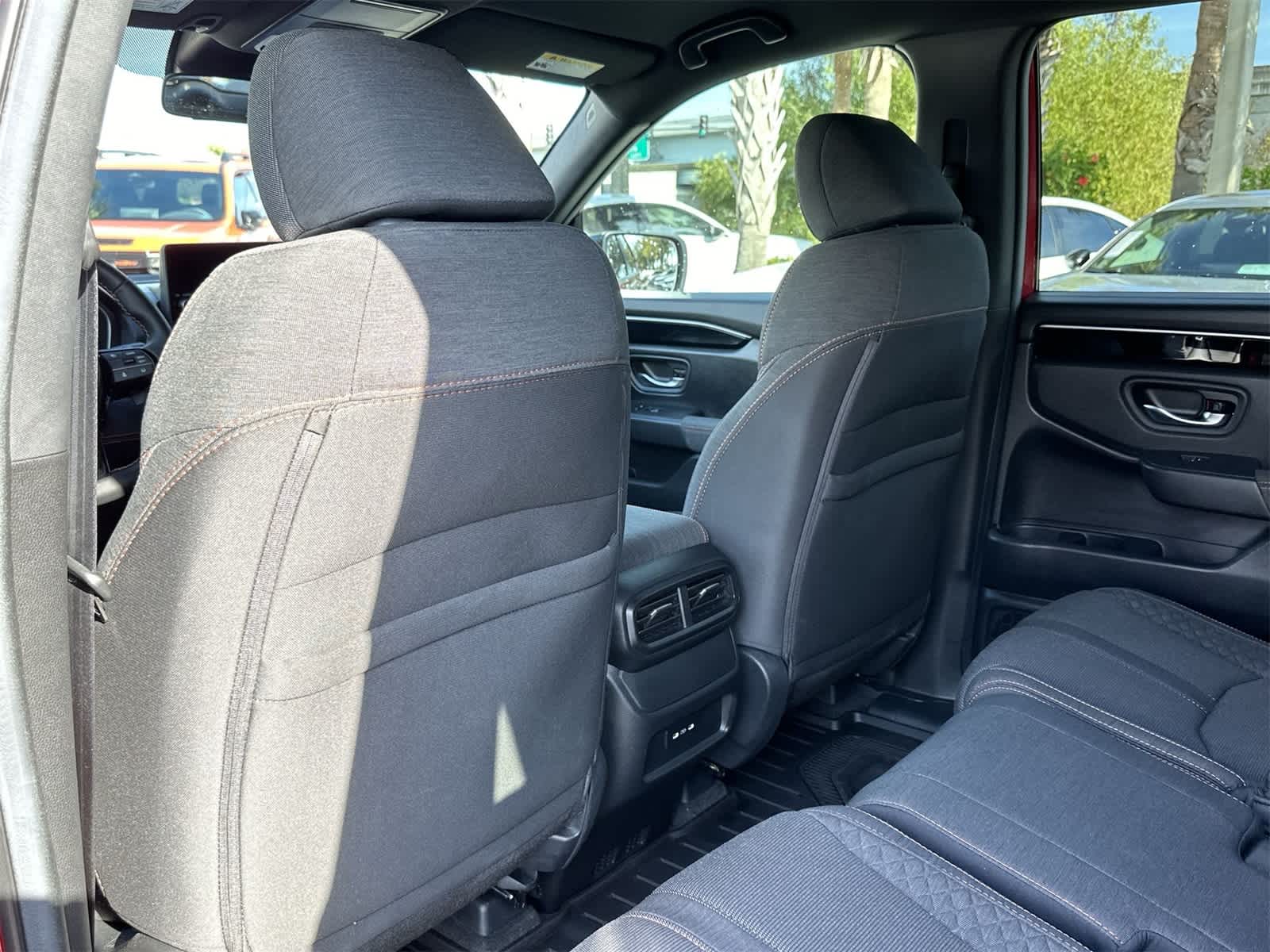 Thumbnail: 2025 Honda Pilot - 14