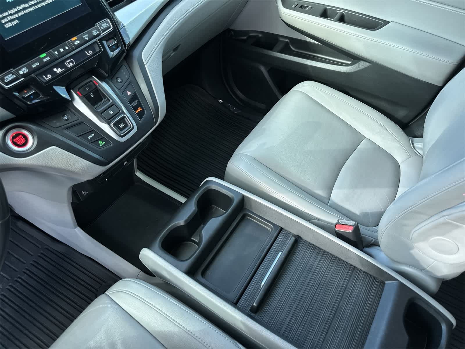 Thumbnail: 2018 Honda Odyssey - 19