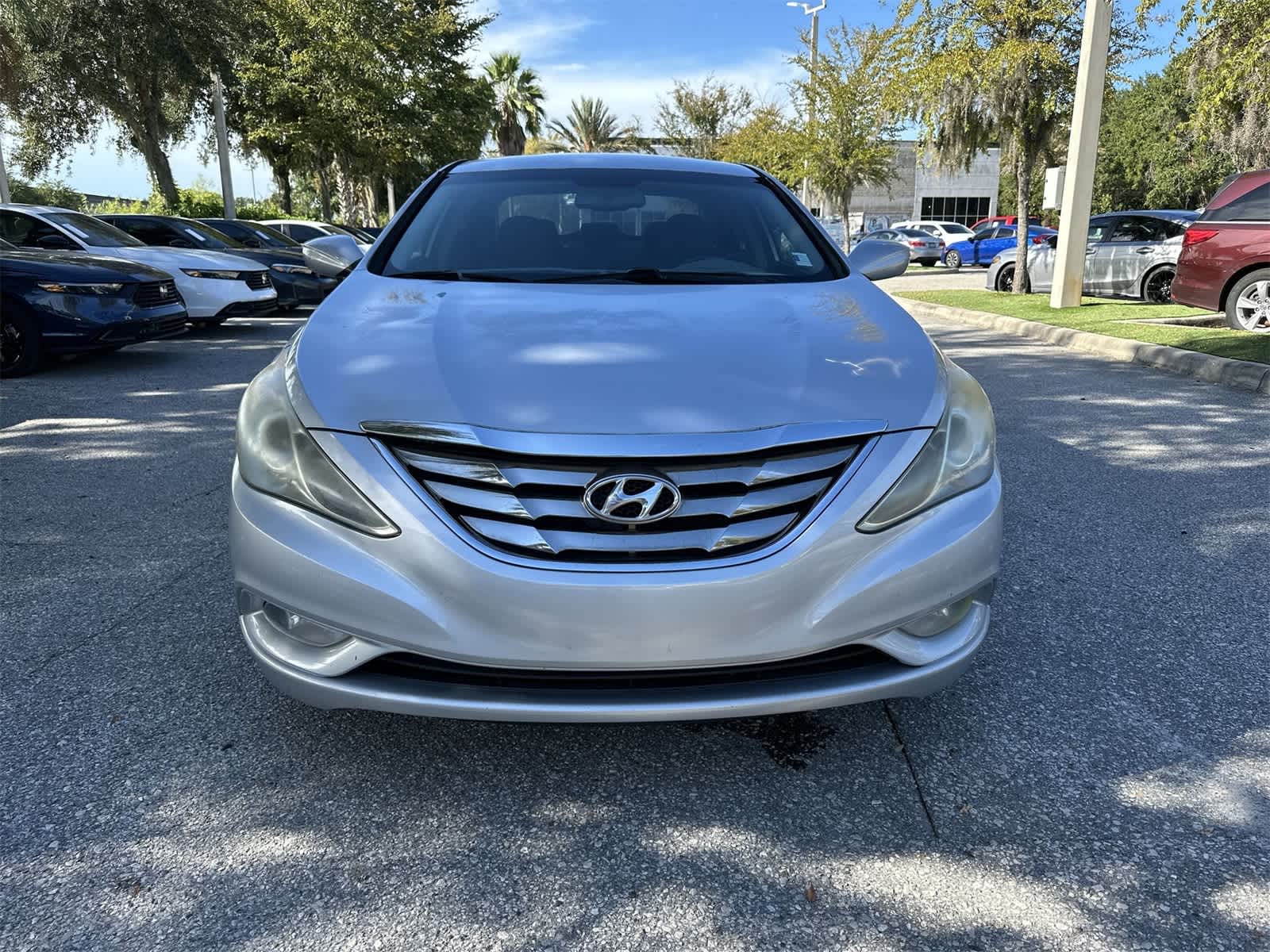 Thumbnail: 2012 Hyundai Sonata - 9