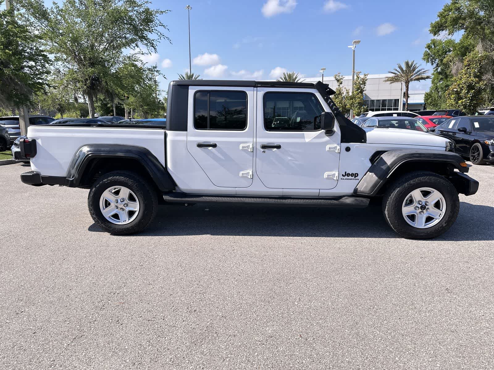 Thumbnail: 2020 Jeep Gladiator - 7