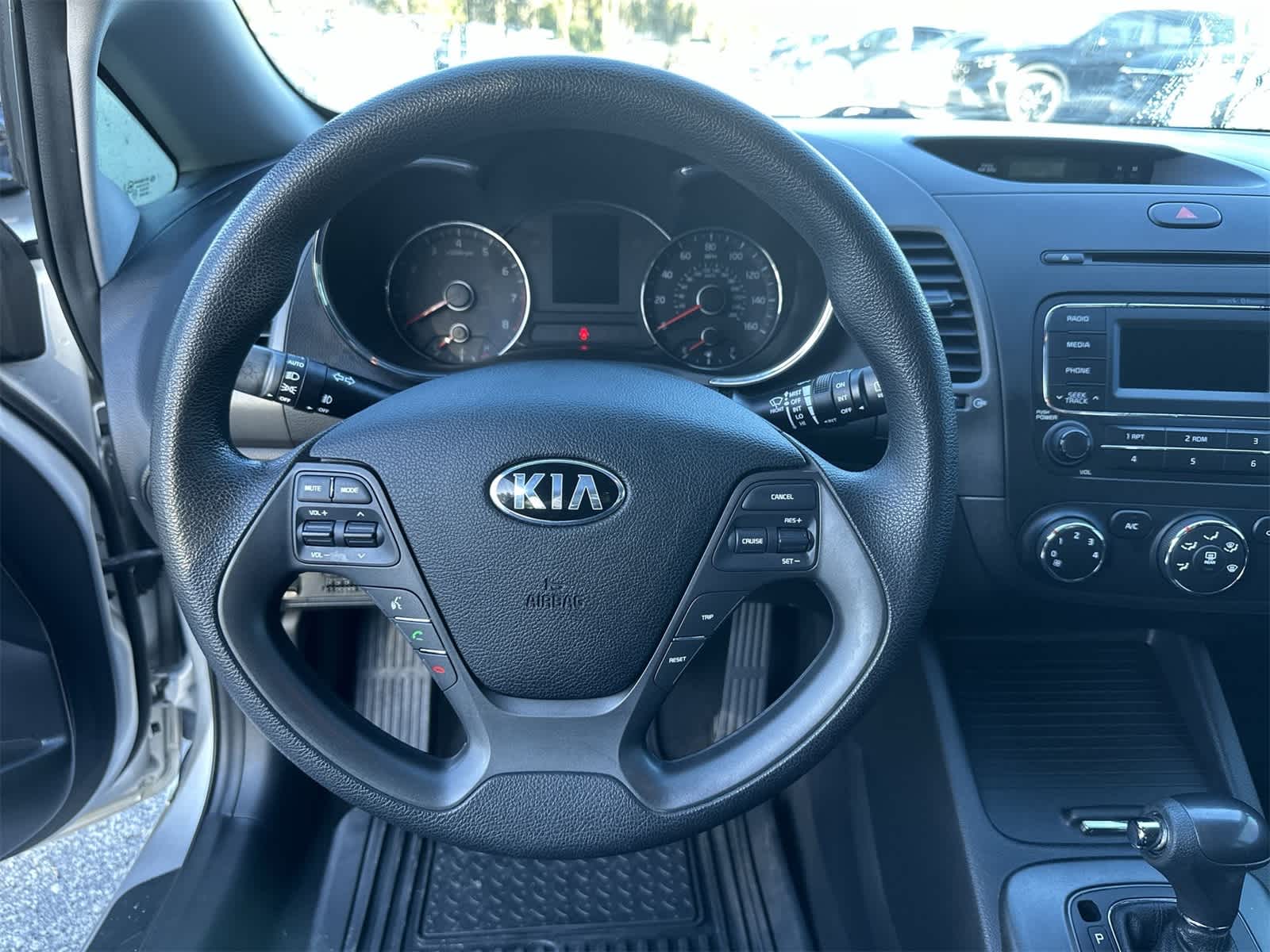 Thumbnail: 2016 Kia Forte - 18