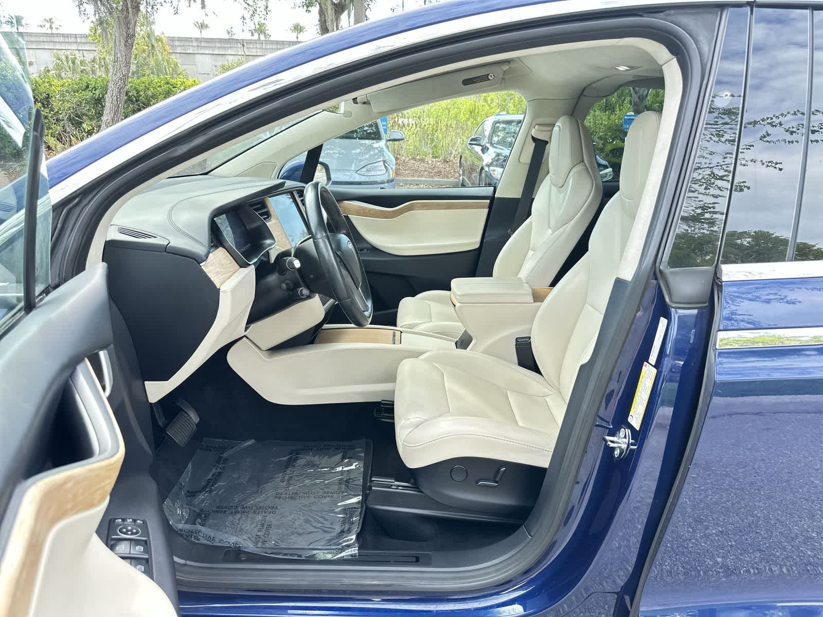 Thumbnail: 2018 Tesla Model X - 2