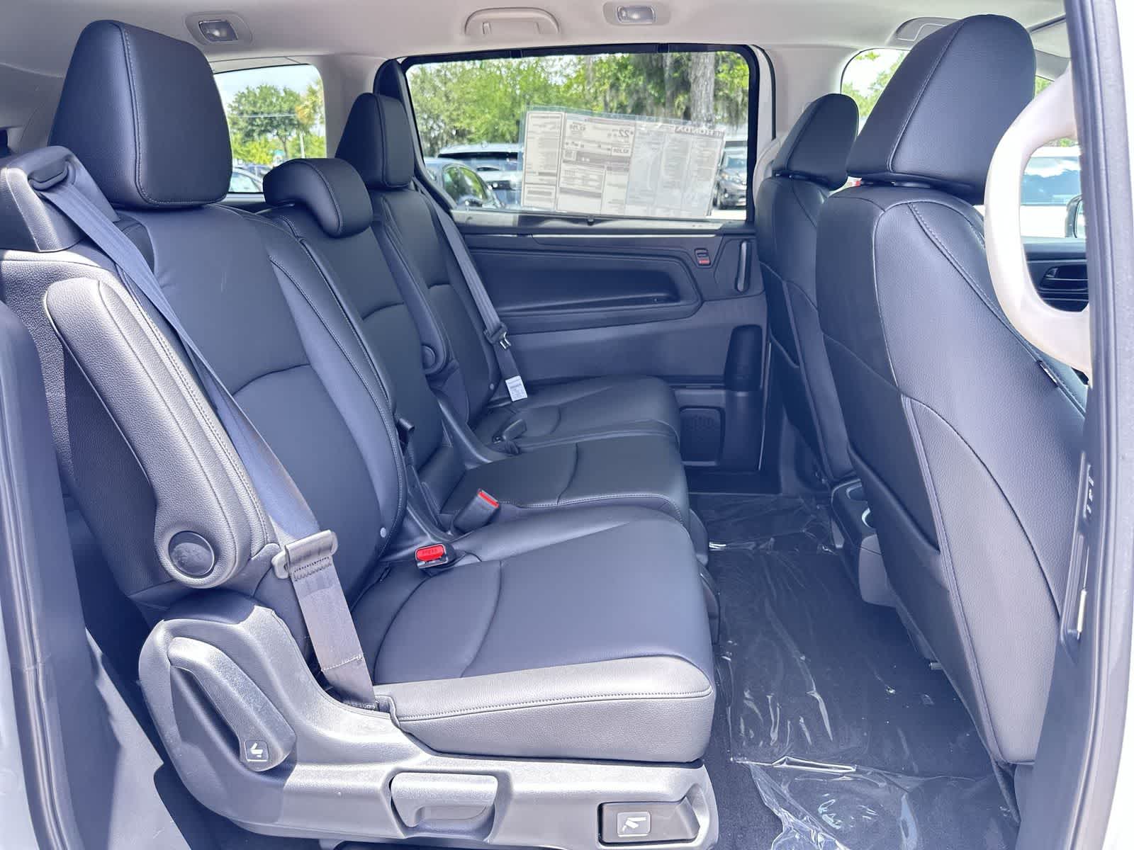Thumbnail: 2026 Honda Odyssey - 16