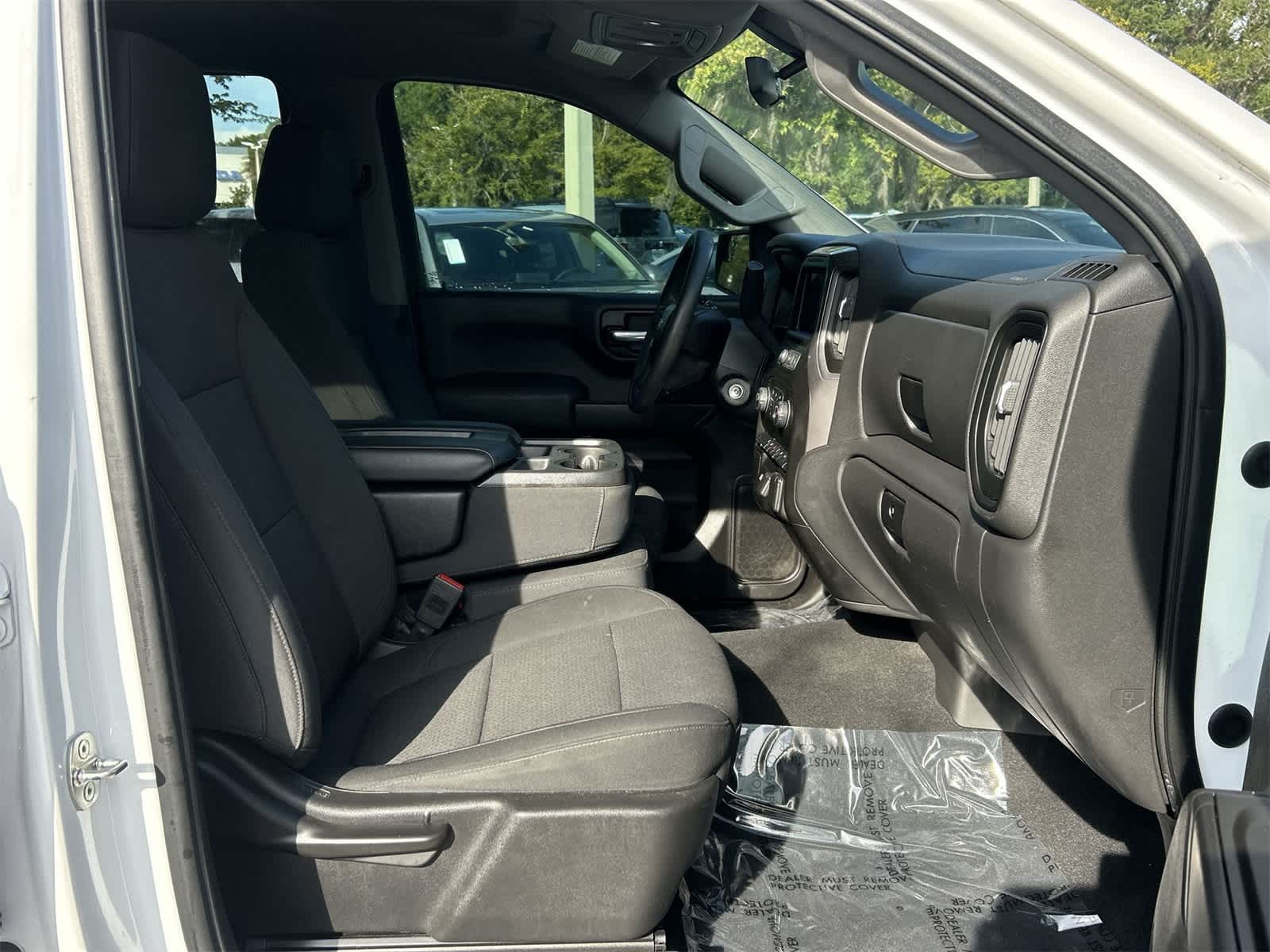 Thumbnail: 2020 Chevrolet Silverado 1500 - 17