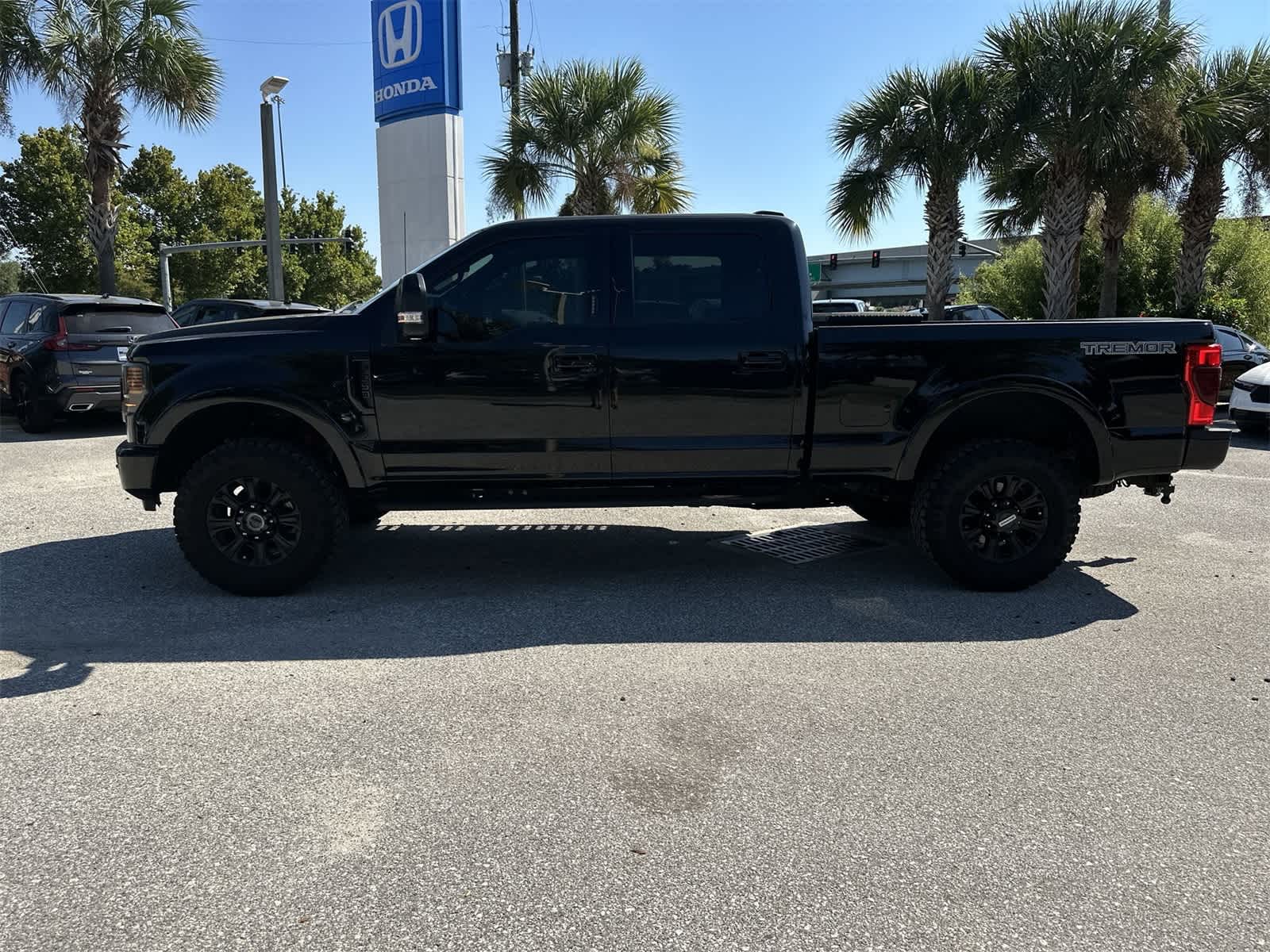 Thumbnail: 2022 Ford F-250 - 3