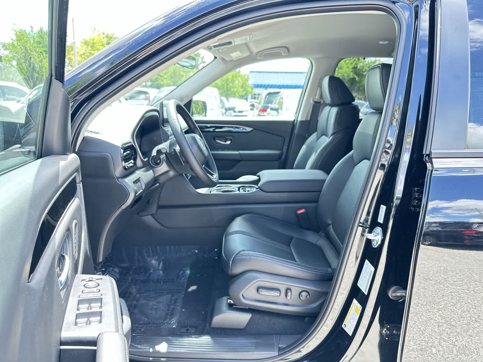 Thumbnail: 2026 Honda Pilot - 2