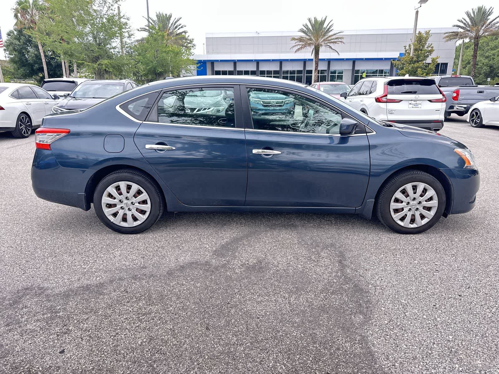Thumbnail: 2015 Nissan Sentra - 7