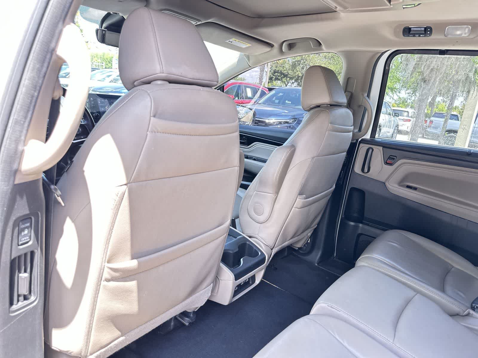 Thumbnail: 2021 Honda Odyssey - 14