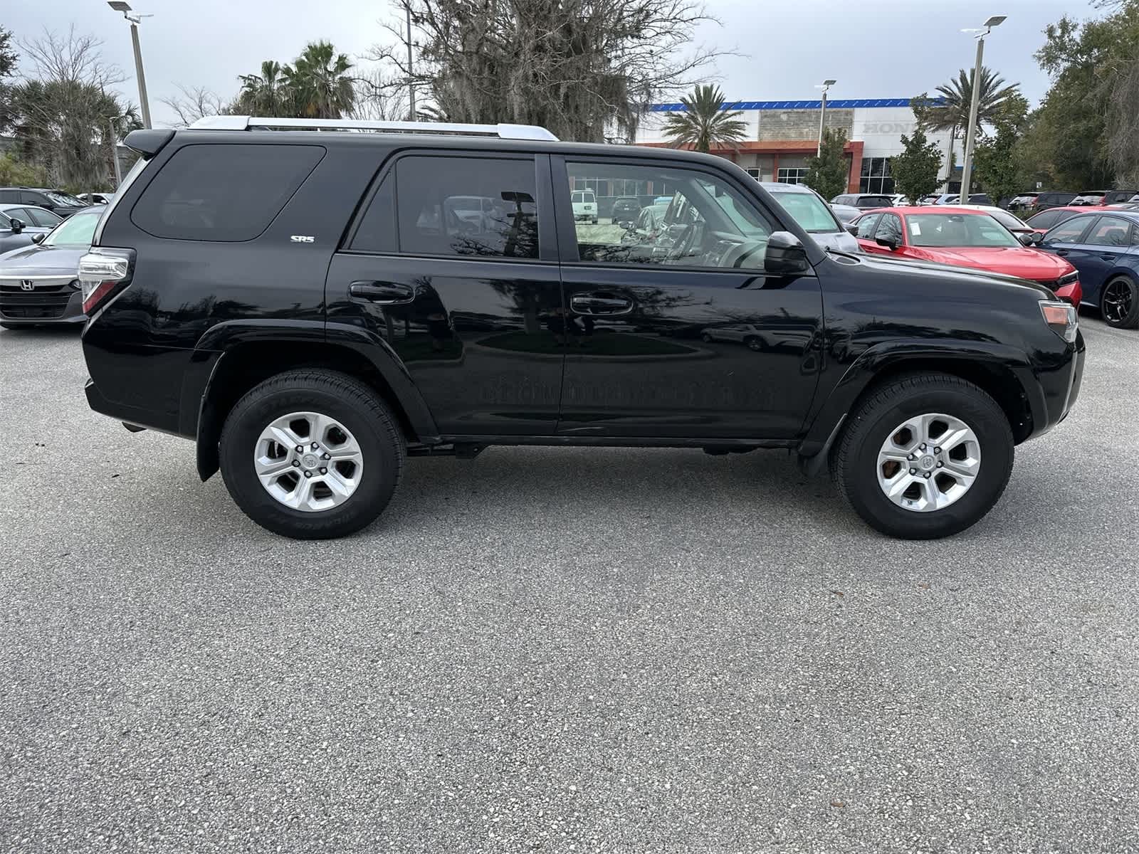 Thumbnail: 2015 Toyota 4Runner - 7