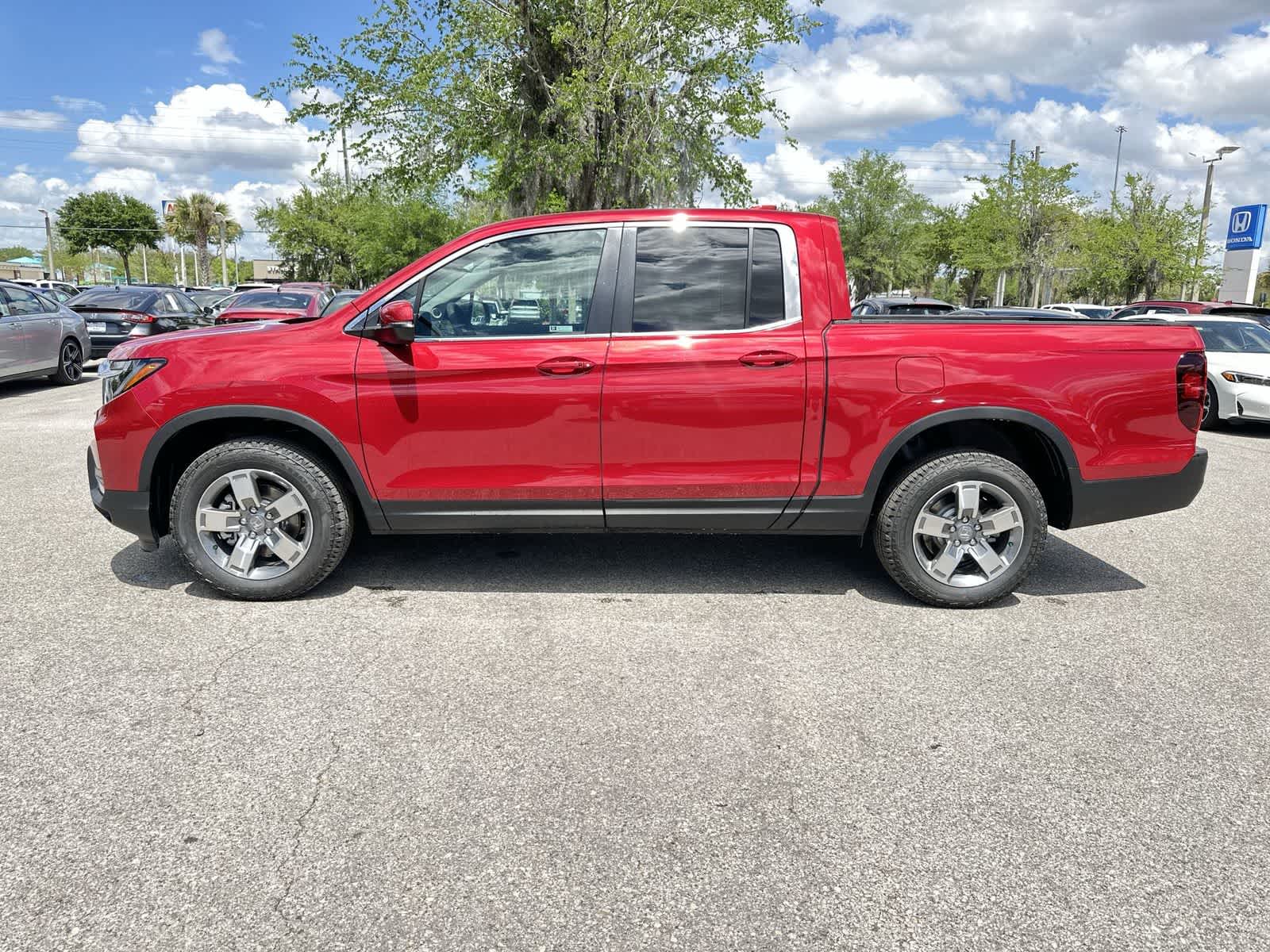 Thumbnail: 2026 Honda Ridgeline - 3