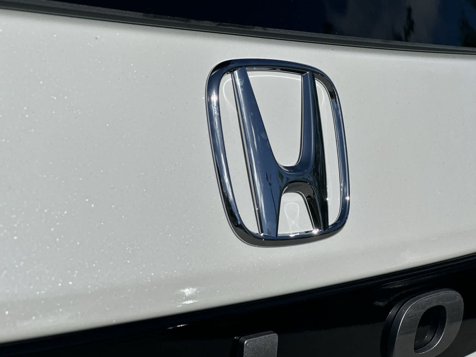 Thumbnail: 2026 Honda Pilot - 10