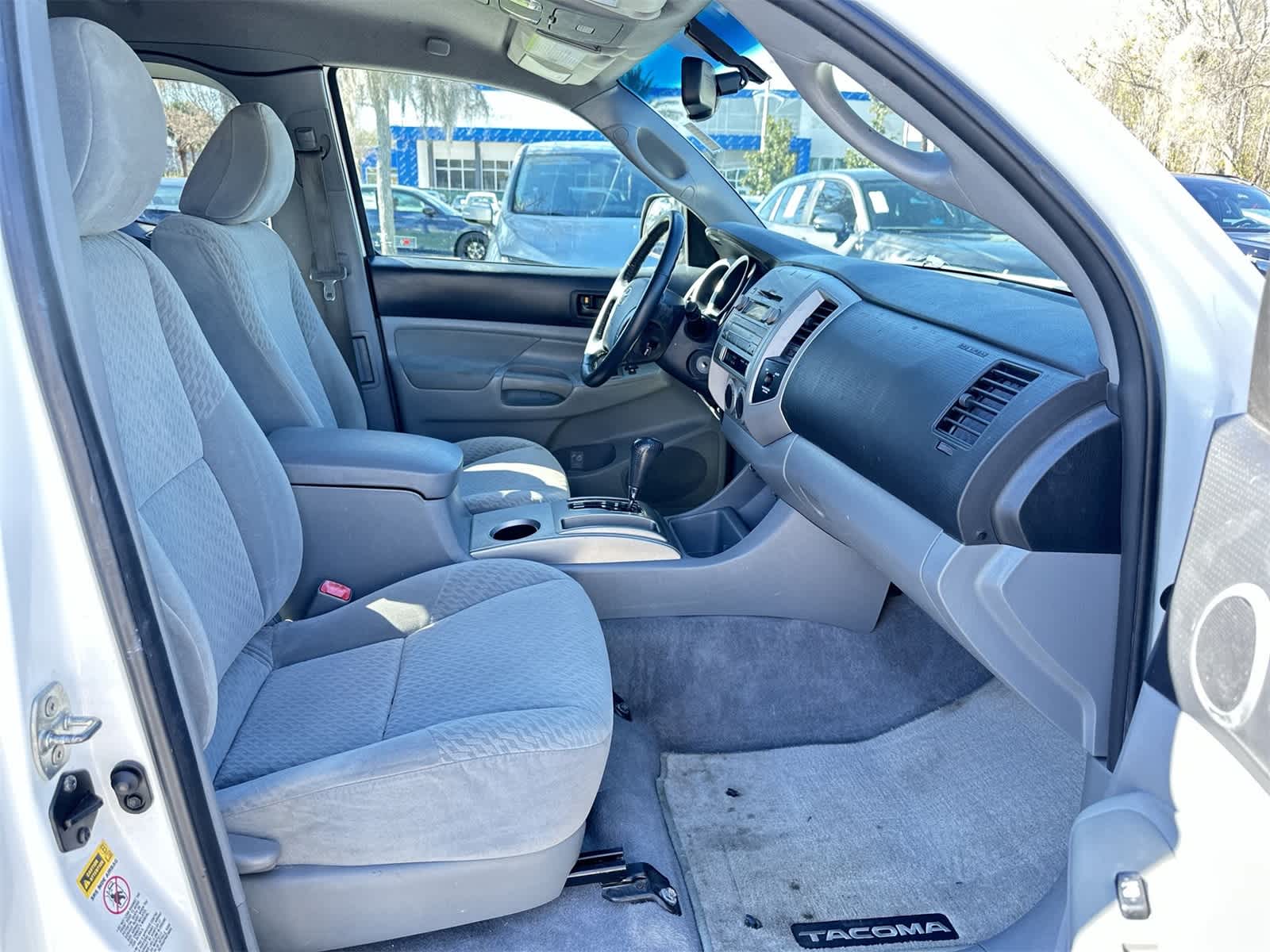 Thumbnail: 2010 Toyota Tacoma - 17