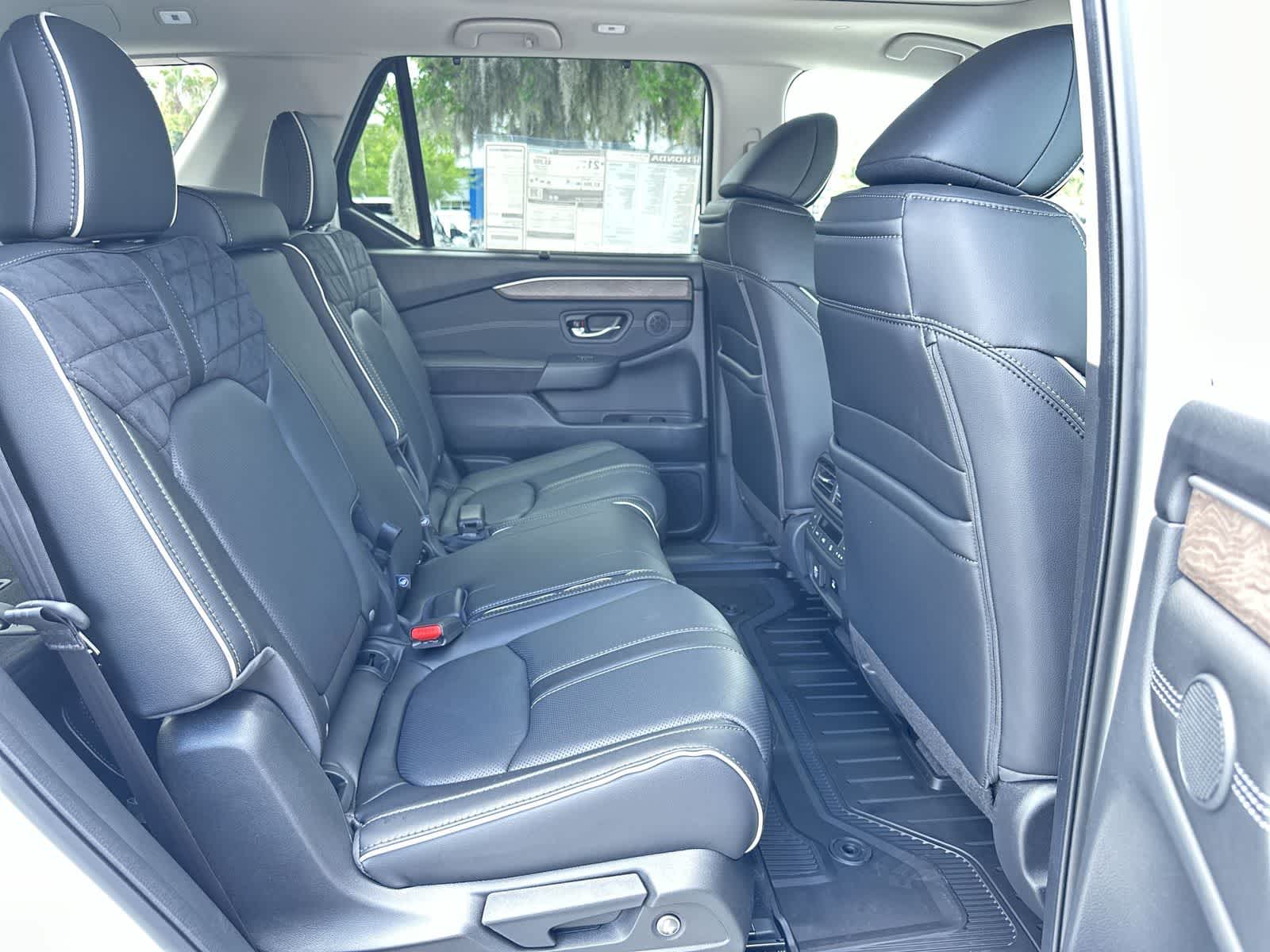 Thumbnail: 2026 Honda Pilot - 16
