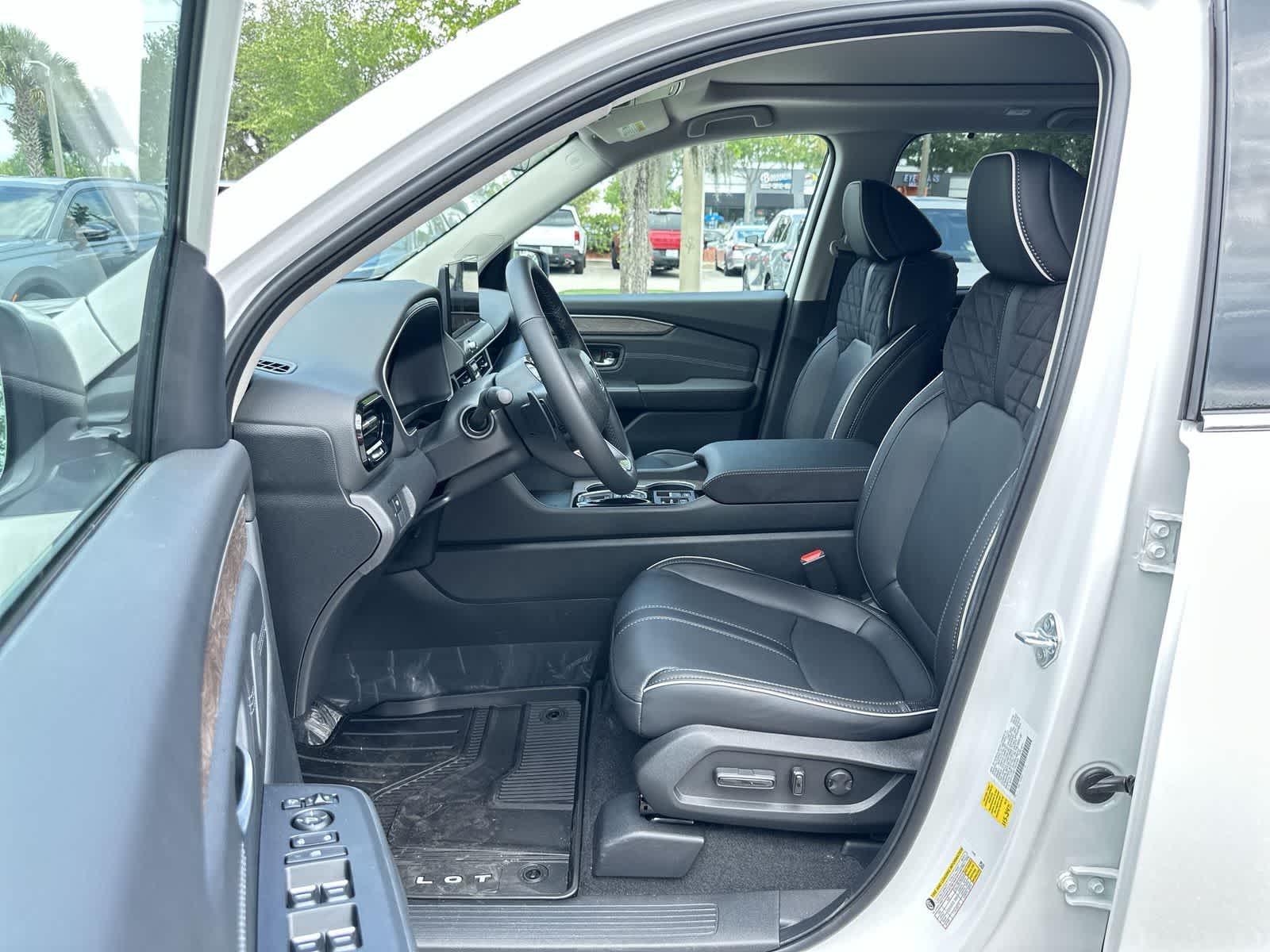 Thumbnail: 2026 Honda Pilot - 2