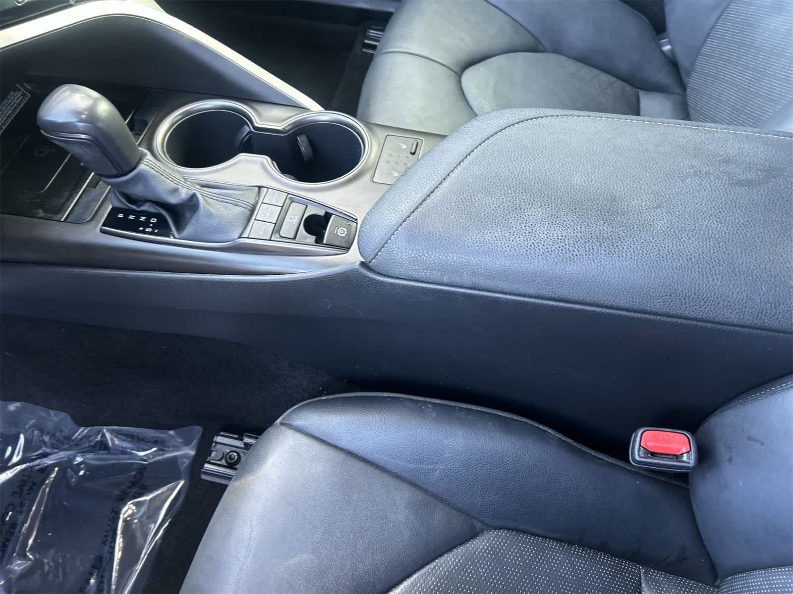 2021 Toyota Camry XSE 18