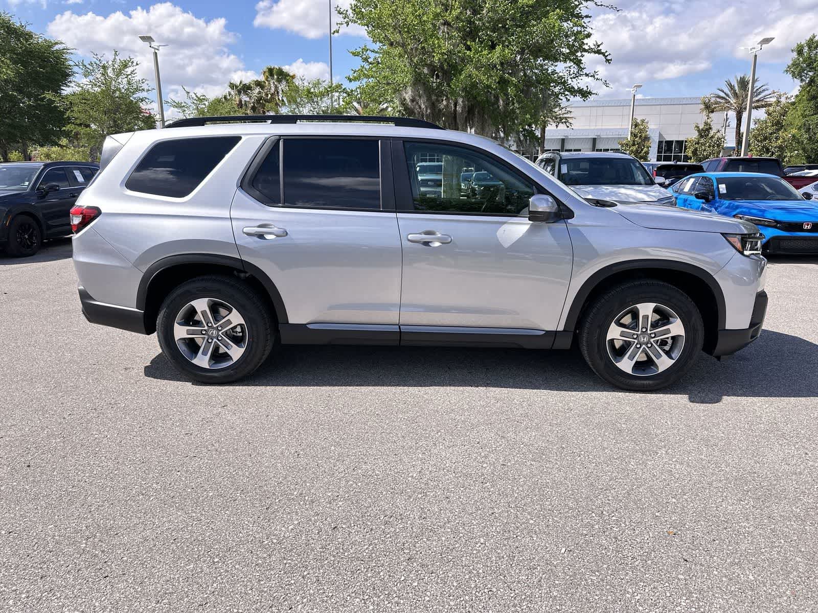 Thumbnail: 2026 Honda Pilot - 7