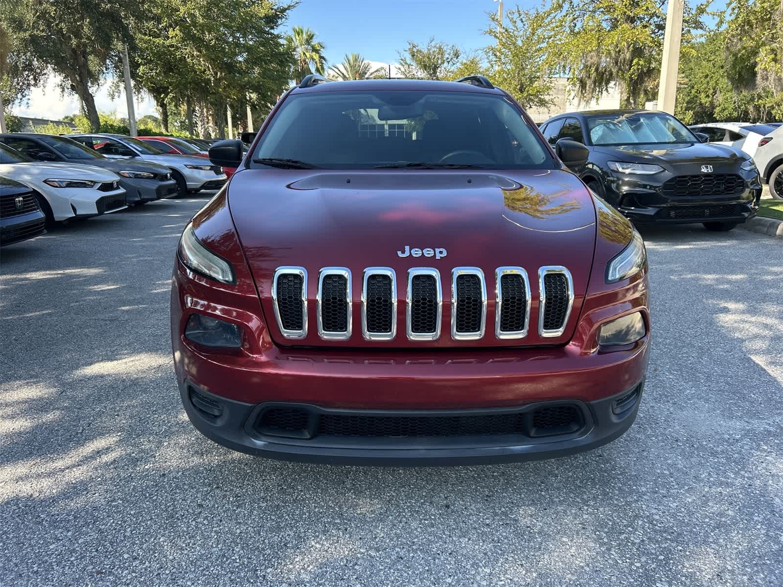 Thumbnail: 2017 Jeep Cherokee - 9