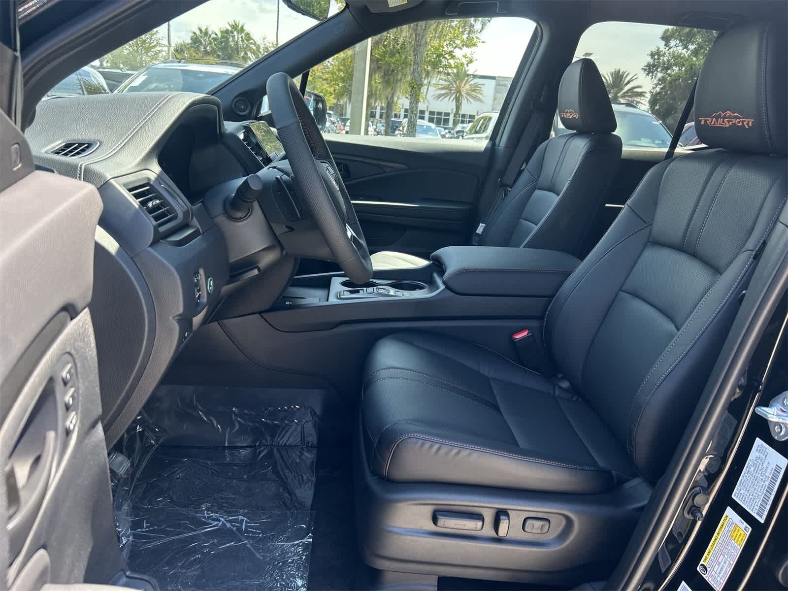 Thumbnail: 2025 Honda Ridgeline - 13