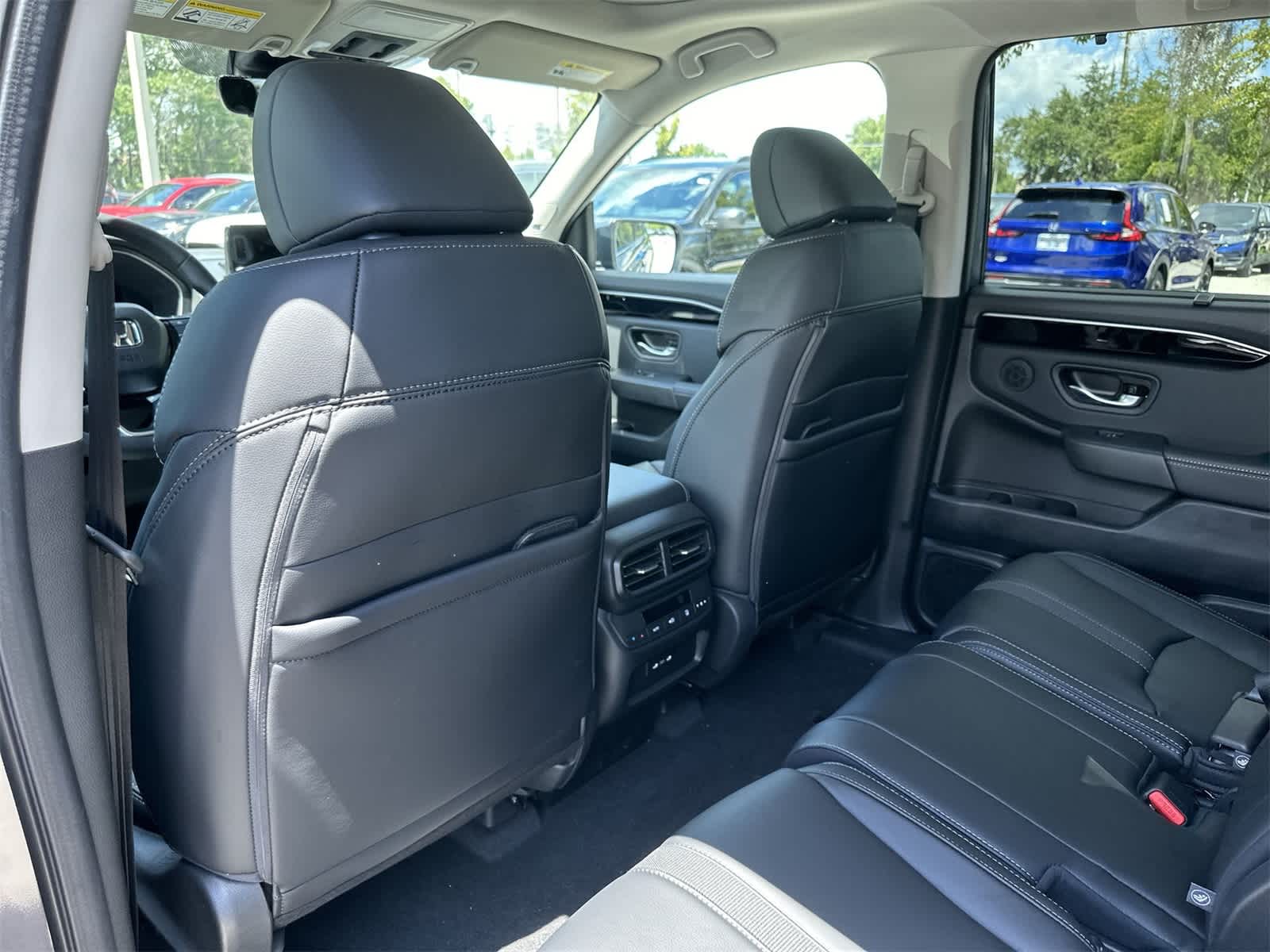Thumbnail: 2025 Honda Pilot - 14