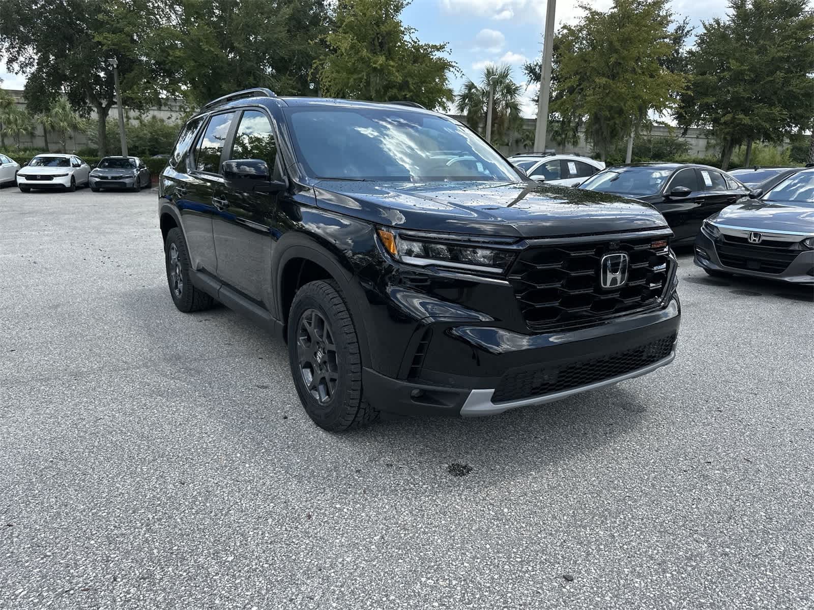 Thumbnail: 2025 Honda Pilot - 8