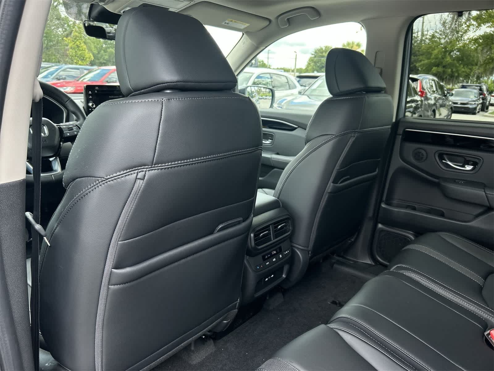 Thumbnail: 2025 Honda Pilot - 14