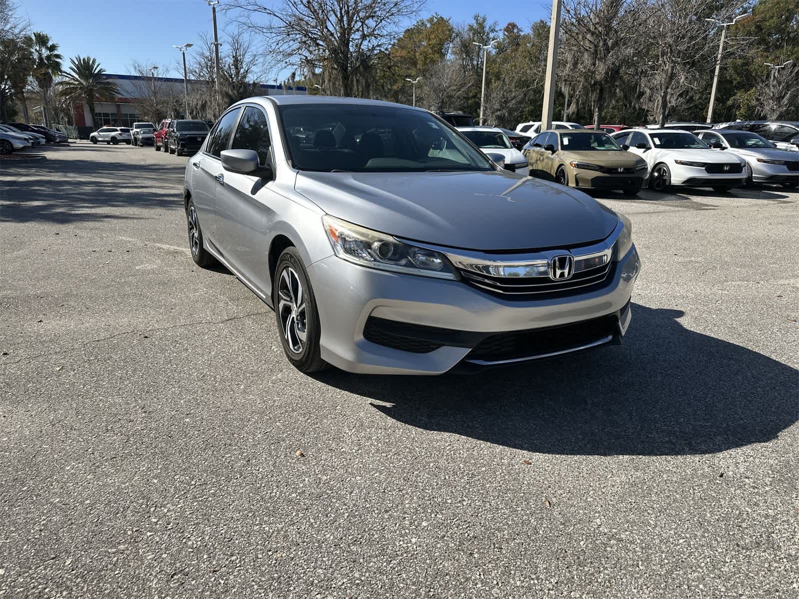 Thumbnail: 2017 Honda Accord - 8