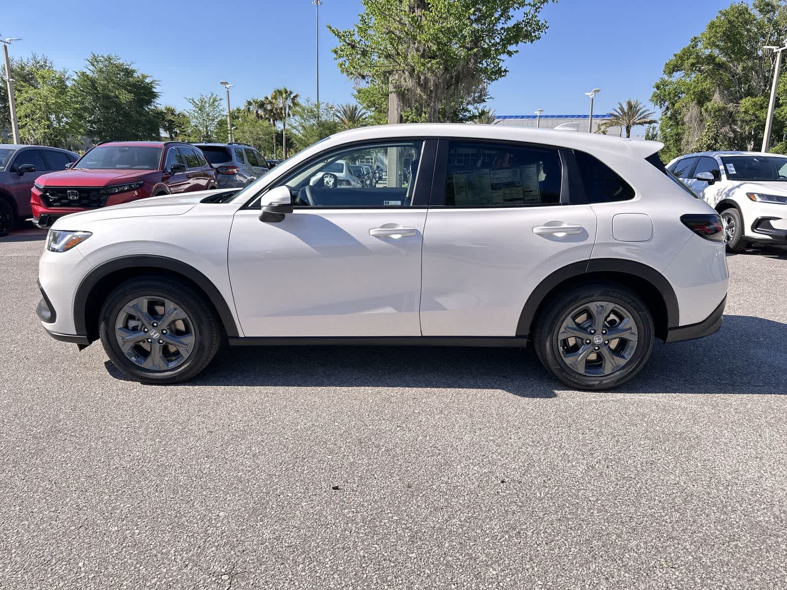Thumbnail: 2026 Honda HR-V - 3