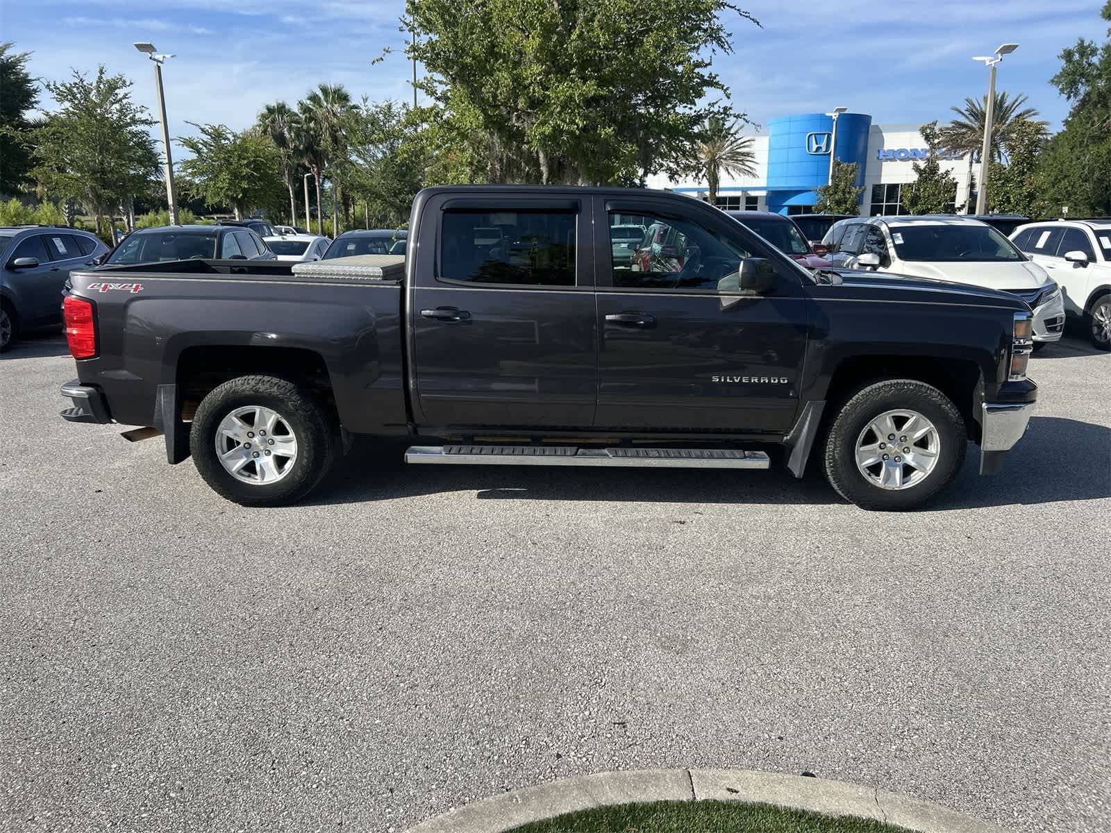 Thumbnail: 2015 Chevrolet Silverado 1500 - 7
