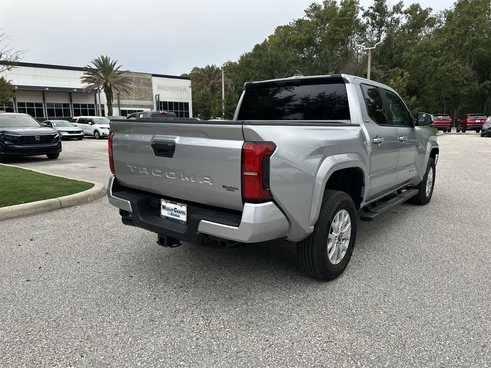 Thumbnail: 2025 Toyota Tacoma - 6