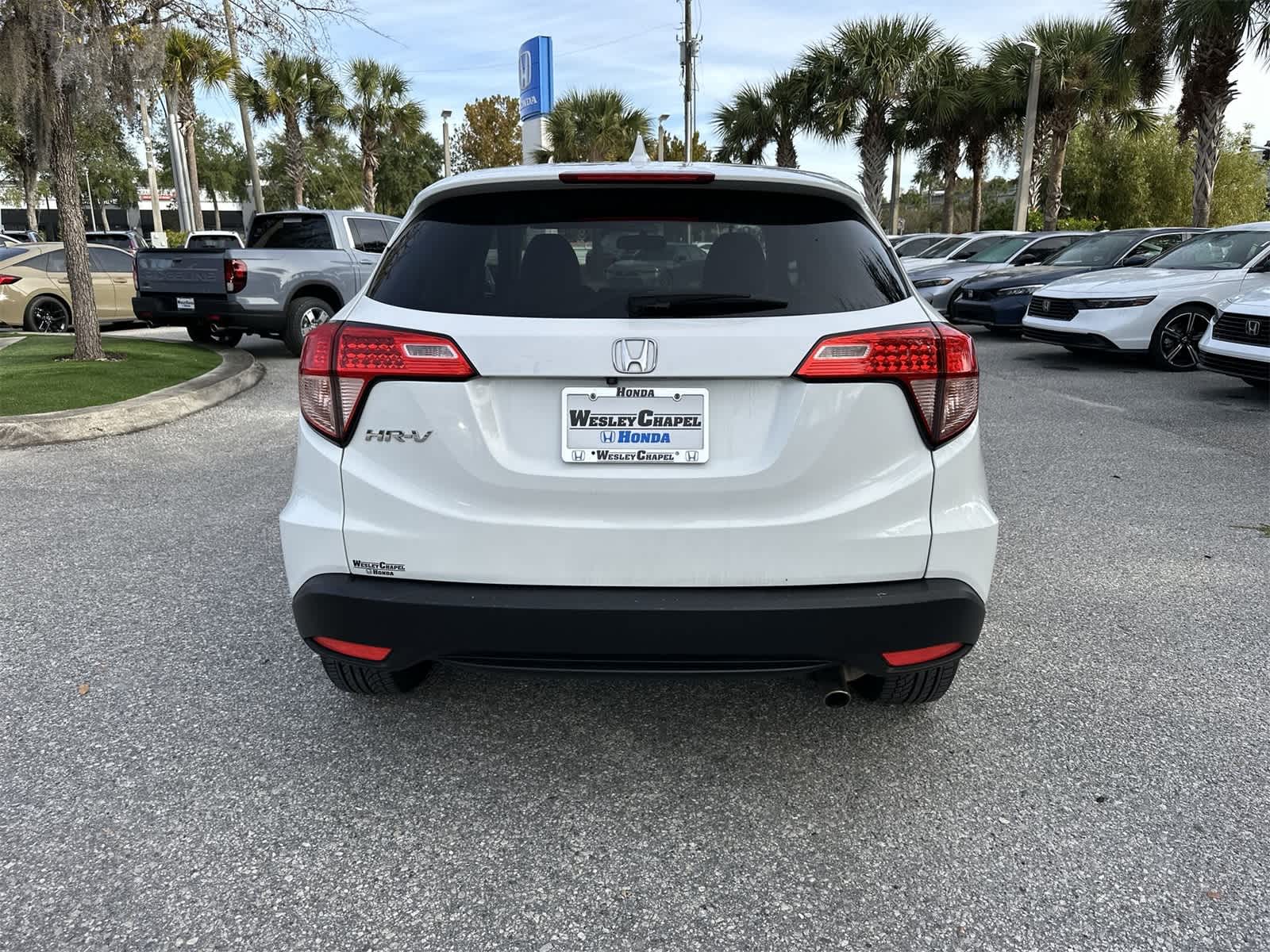 Thumbnail: 2017 Honda HR-V - 5