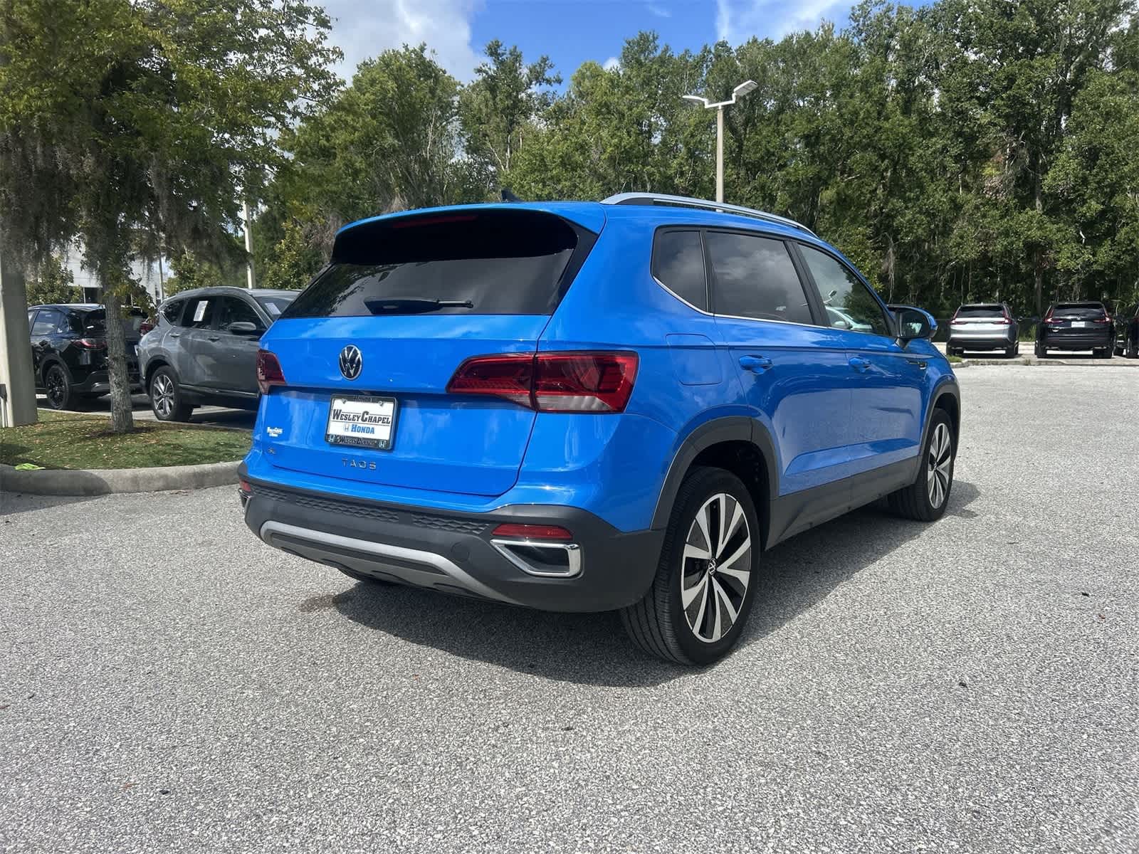 Thumbnail: 2022 Volkswagen Taos - 6