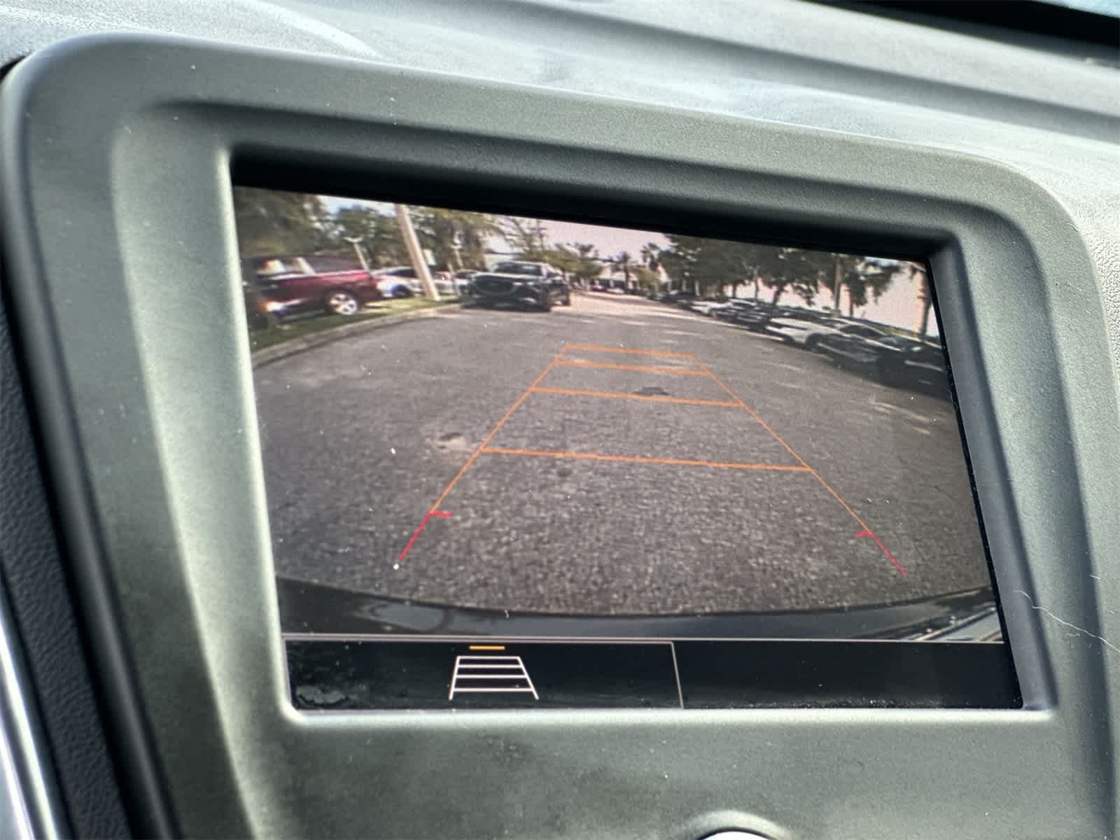 Thumbnail: 2022 Chevrolet Equinox - 21