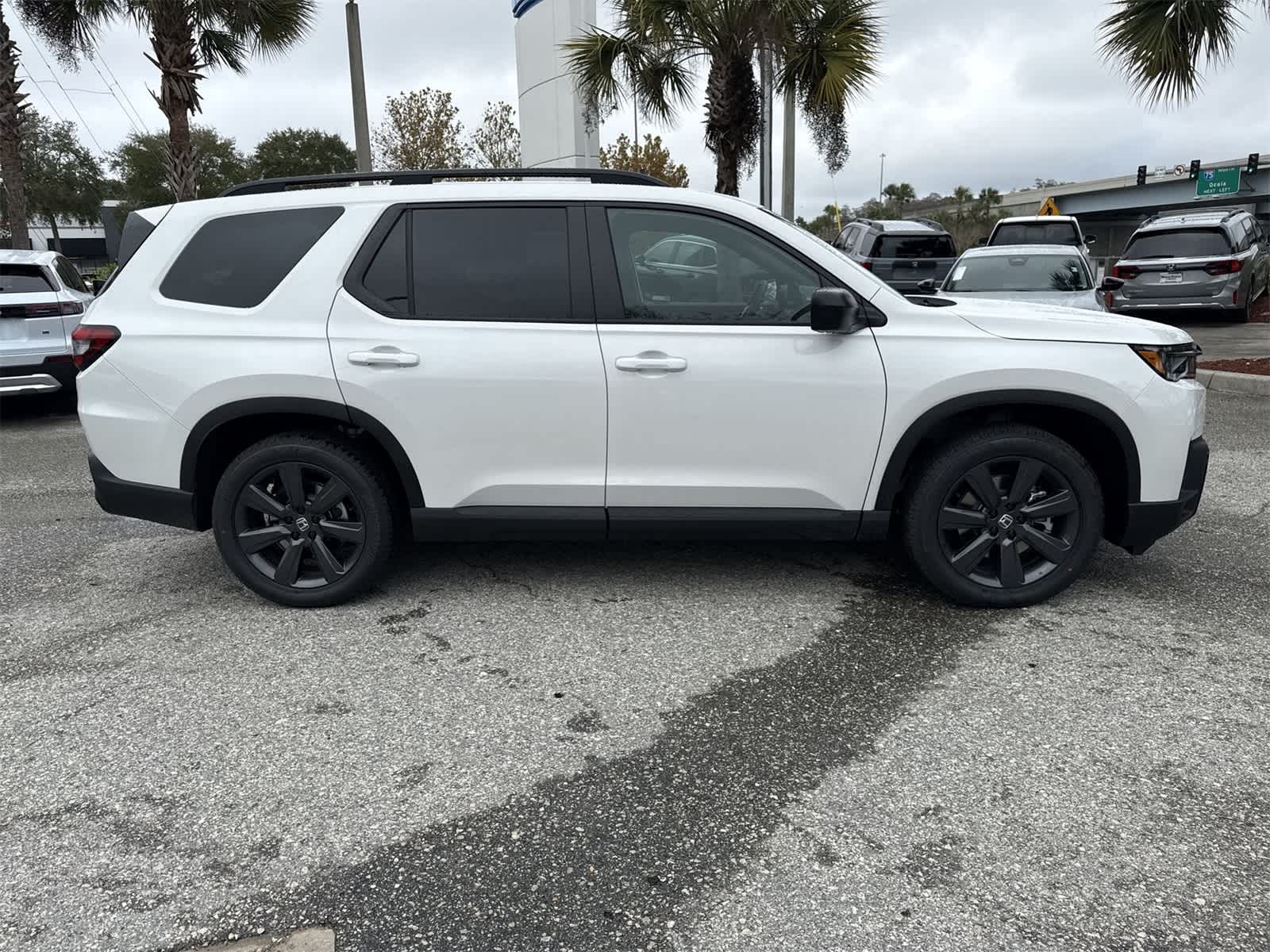 Thumbnail: 2026 Honda Pilot - 7