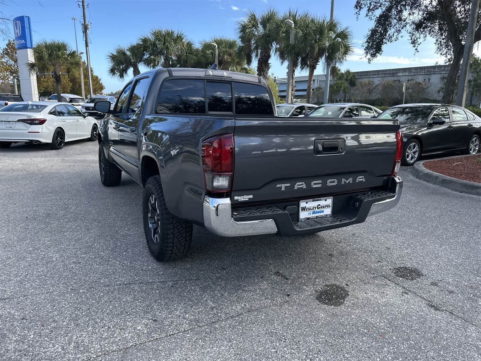 Thumbnail: 2021 Toyota Tacoma - 4