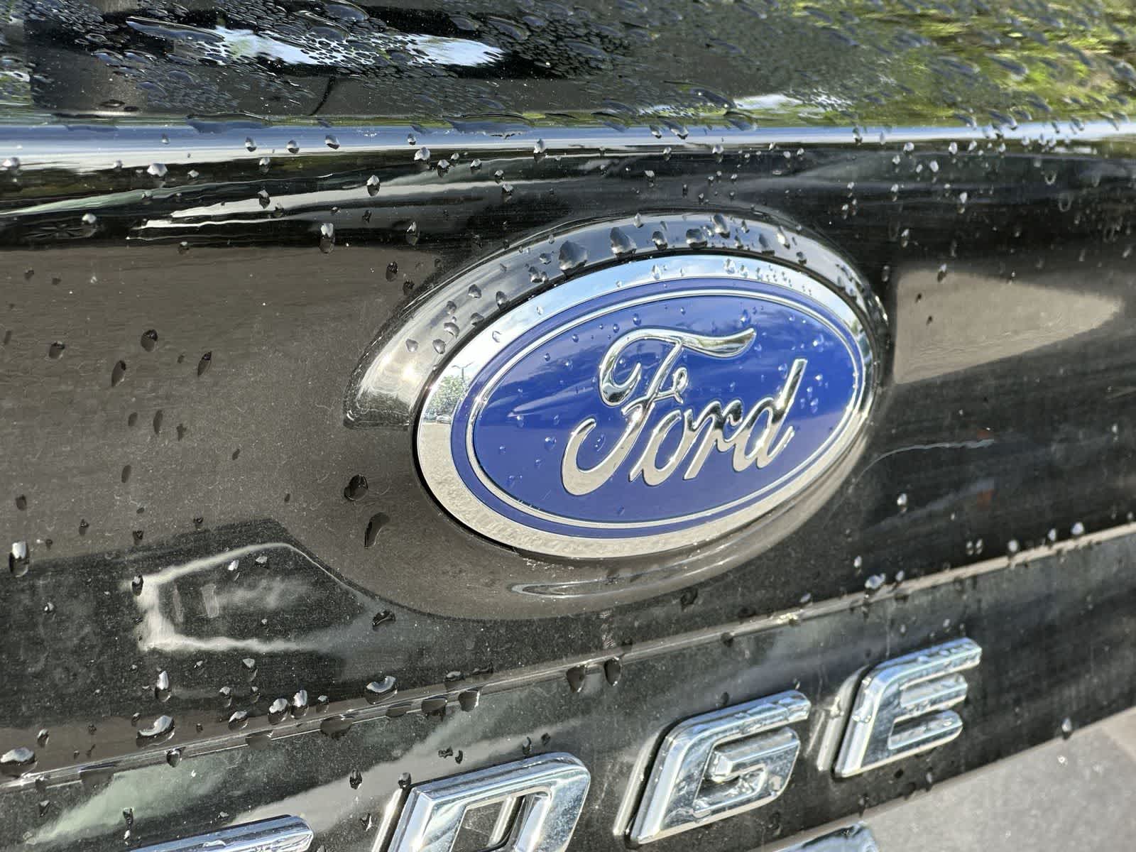 Thumbnail: 2024 Ford Edge - 10