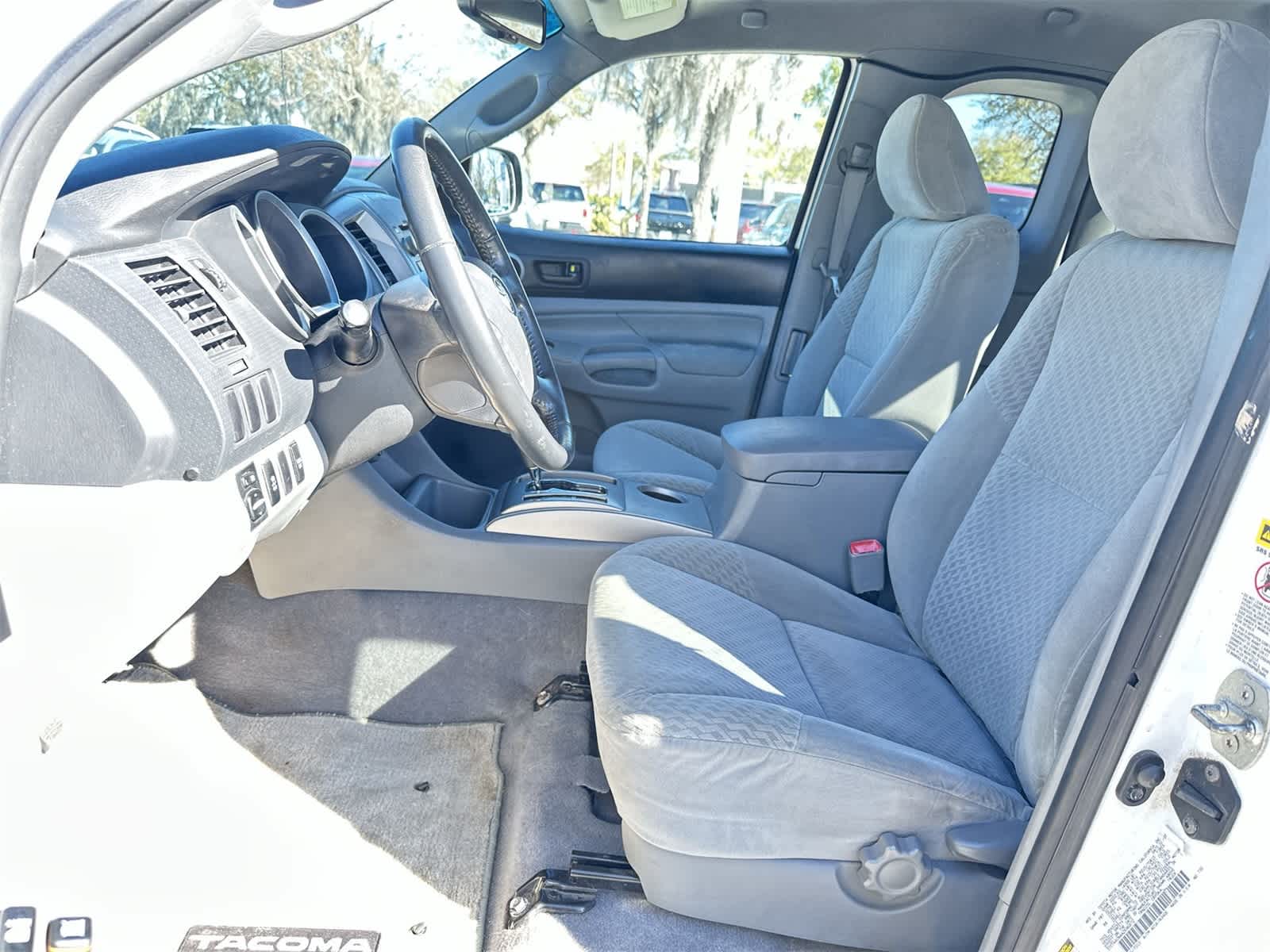 Thumbnail: 2010 Toyota Tacoma - 13