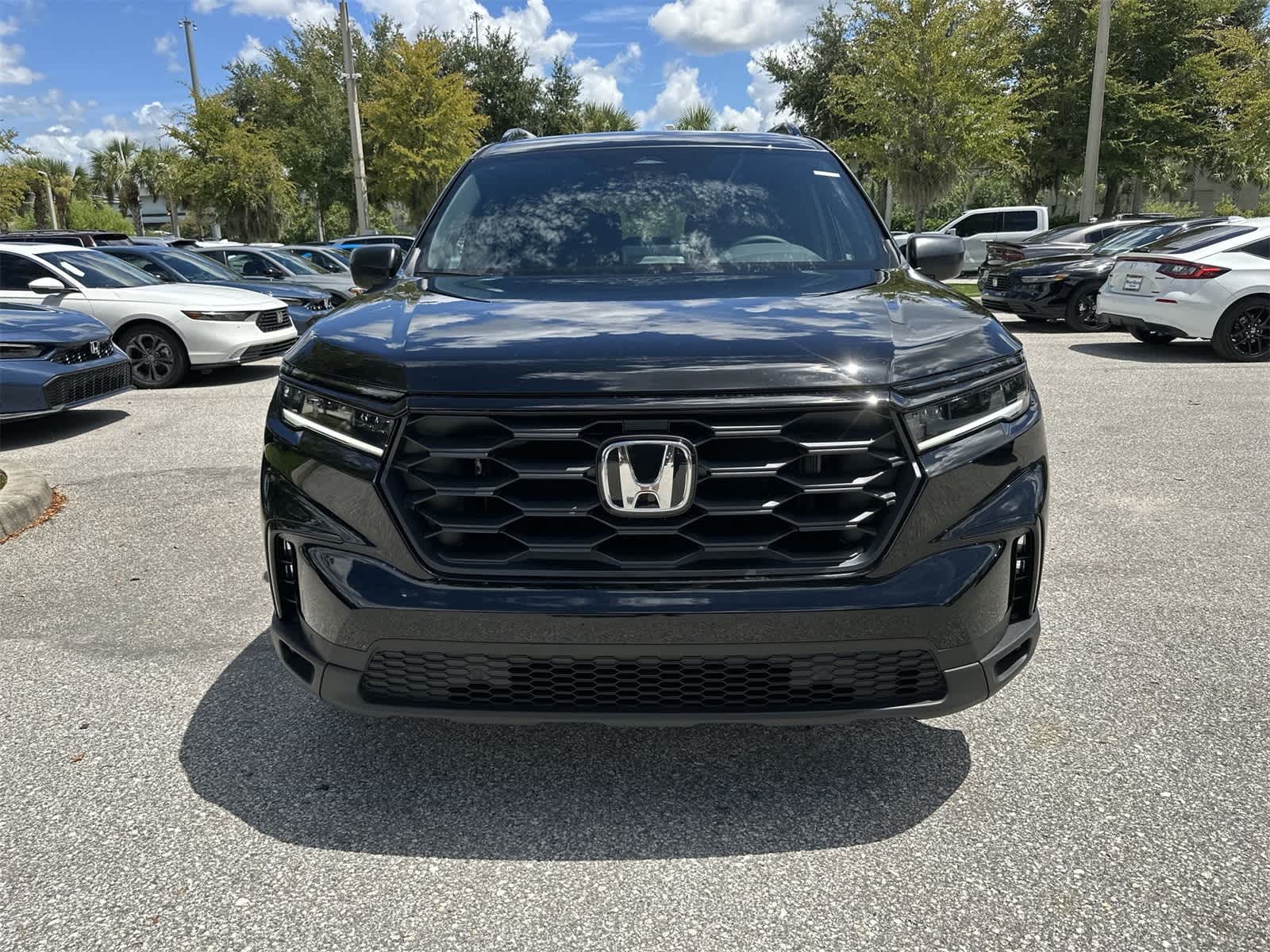 Thumbnail: 2025 Honda Pilot - 9