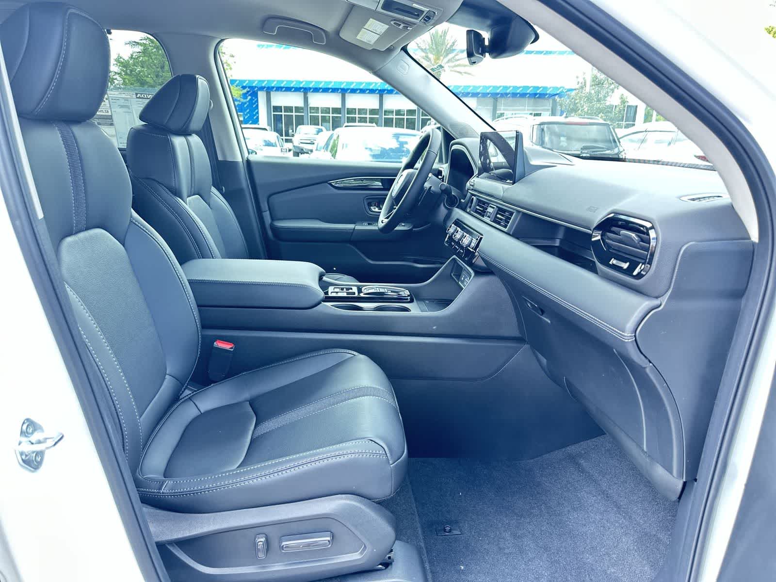 Thumbnail: 2026 Honda Pilot - 17