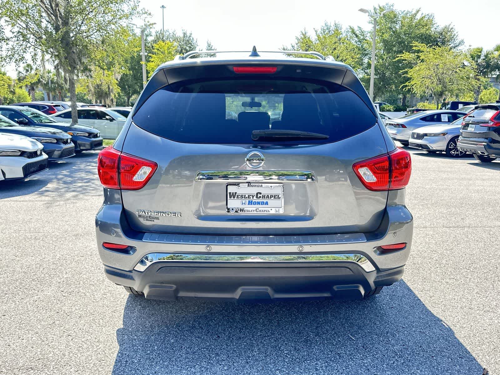 Thumbnail: 2020 Nissan Pathfinder - 5