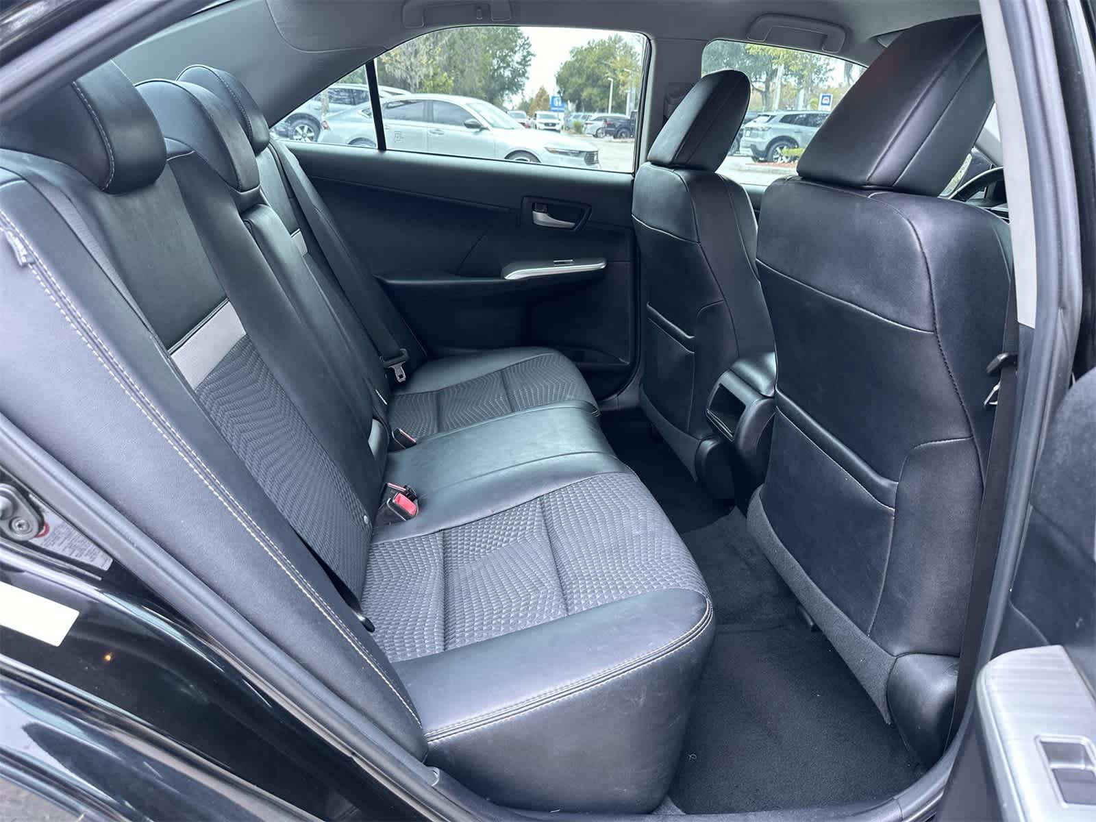 Thumbnail: 2012 Toyota Camry - 16