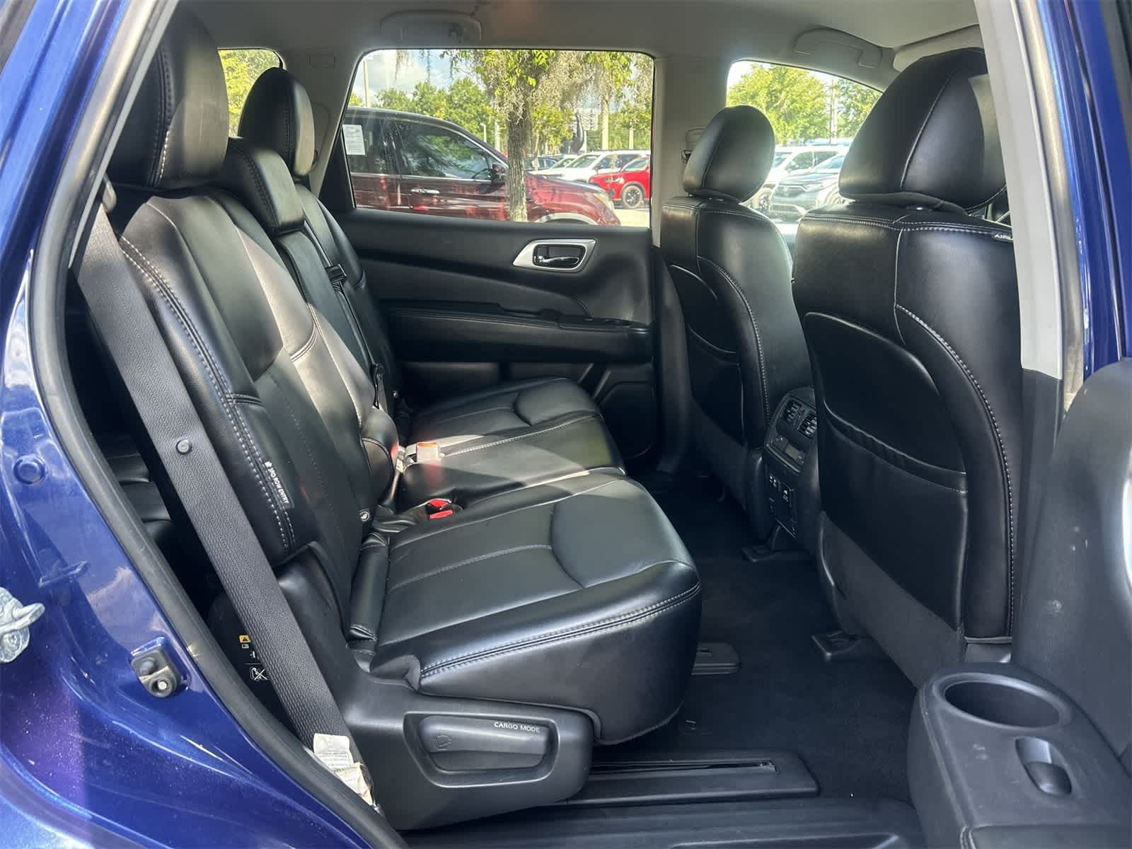 Thumbnail: 2020 Nissan Pathfinder - 16