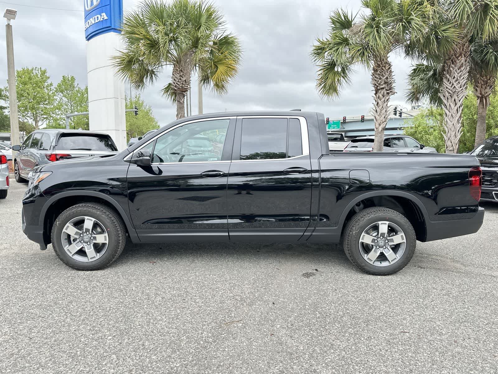 Thumbnail: 2026 Honda Ridgeline - 3