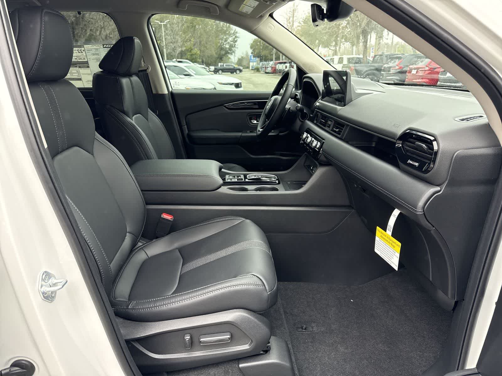 Thumbnail: 2026 Honda Pilot - 17