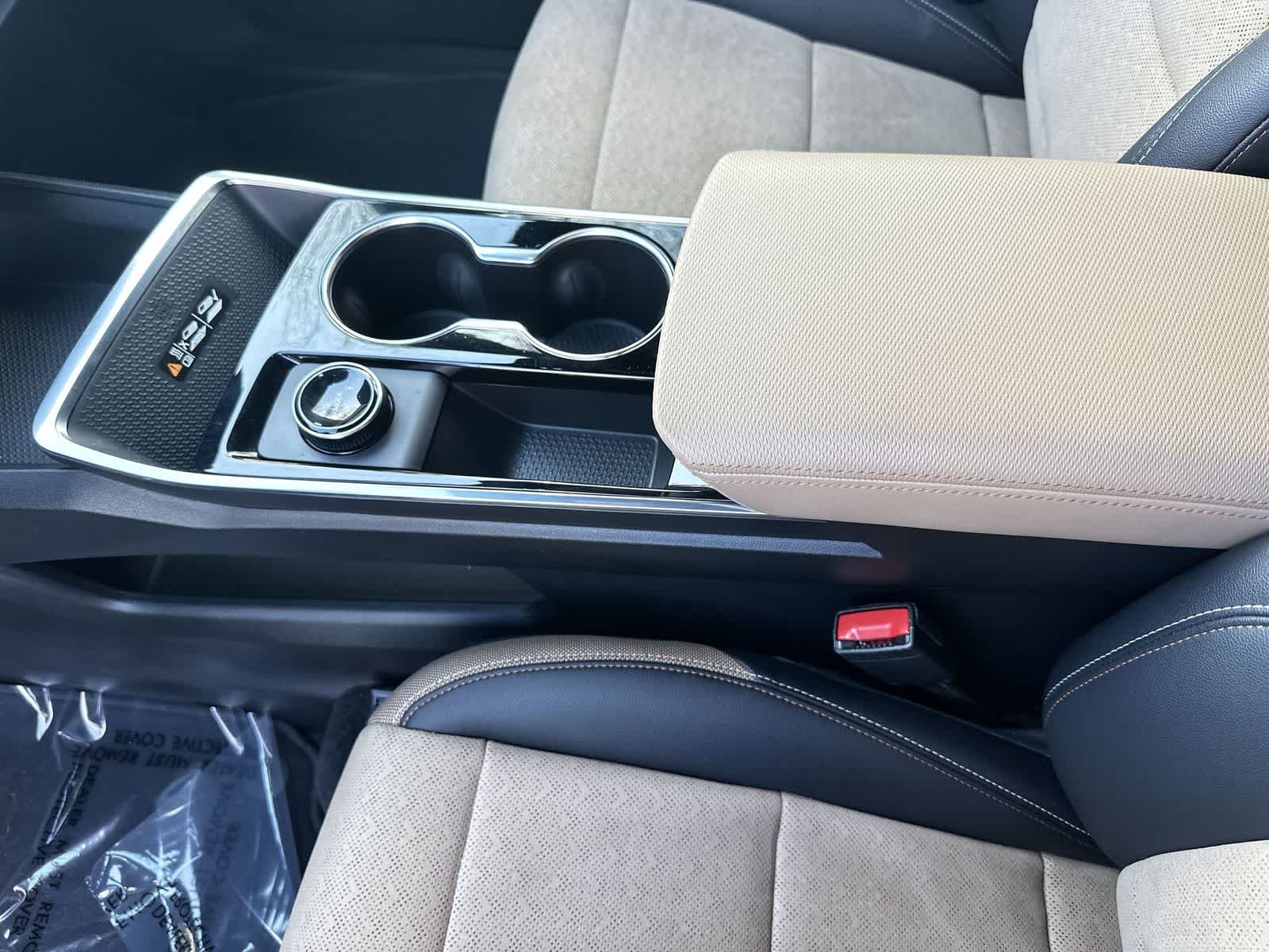 Thumbnail: 2025 Chevrolet Equinox - 19