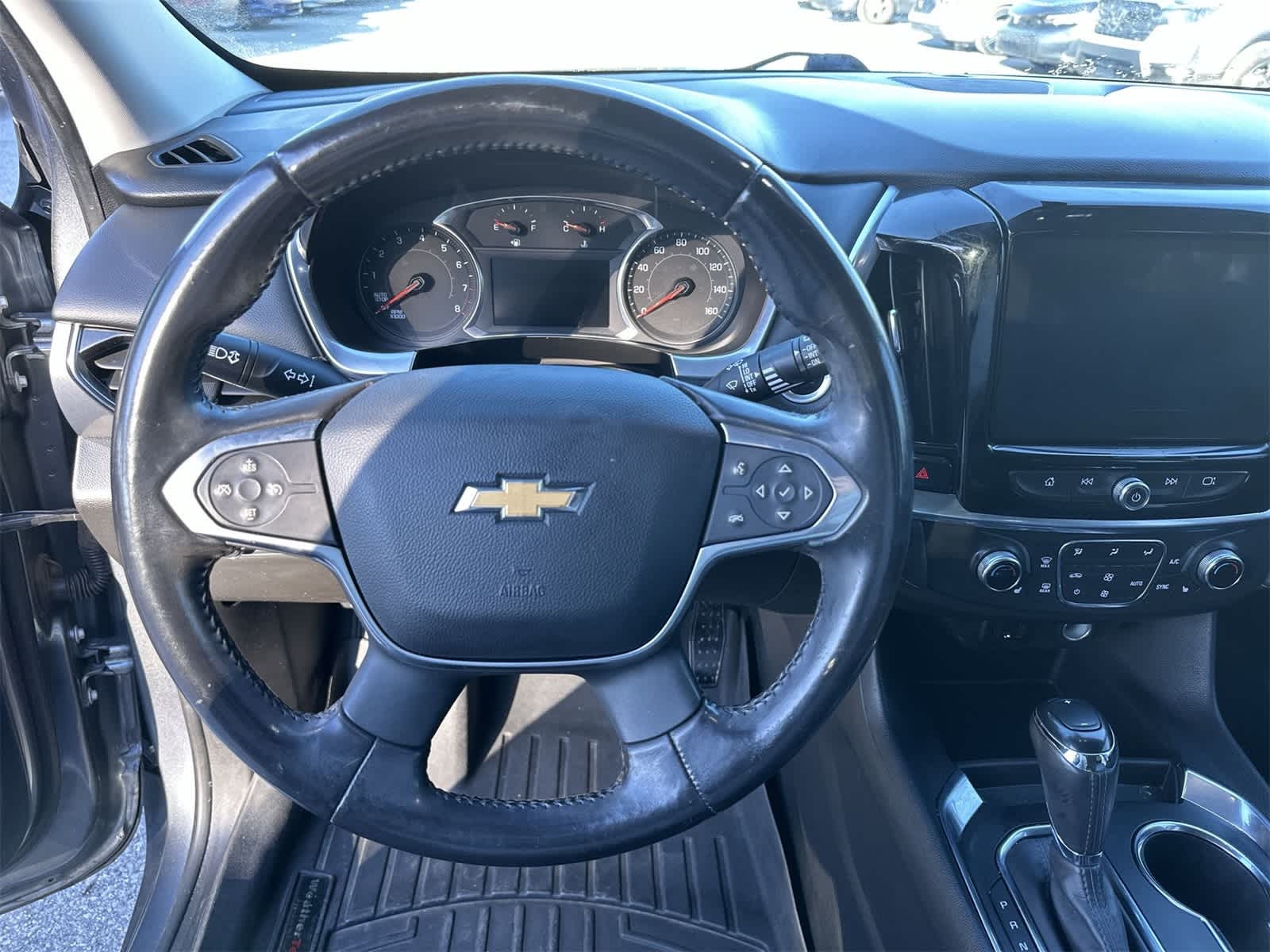 Thumbnail: 2020 Chevrolet Traverse - 18