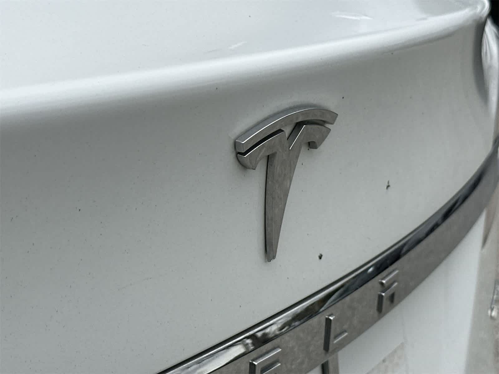 Thumbnail: 2018 Tesla Model S - 10